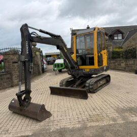 2004 VOLVO EC25 MINI EXCAVATOR