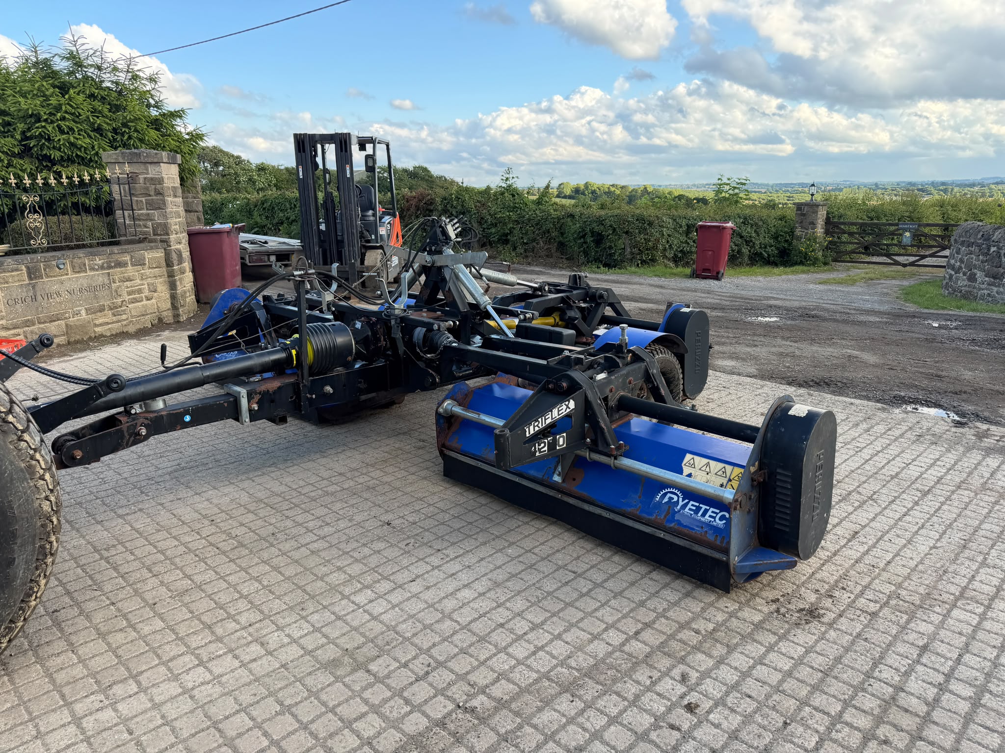 2008 mower for sale in Pilsley, Chesterfield — photo 2