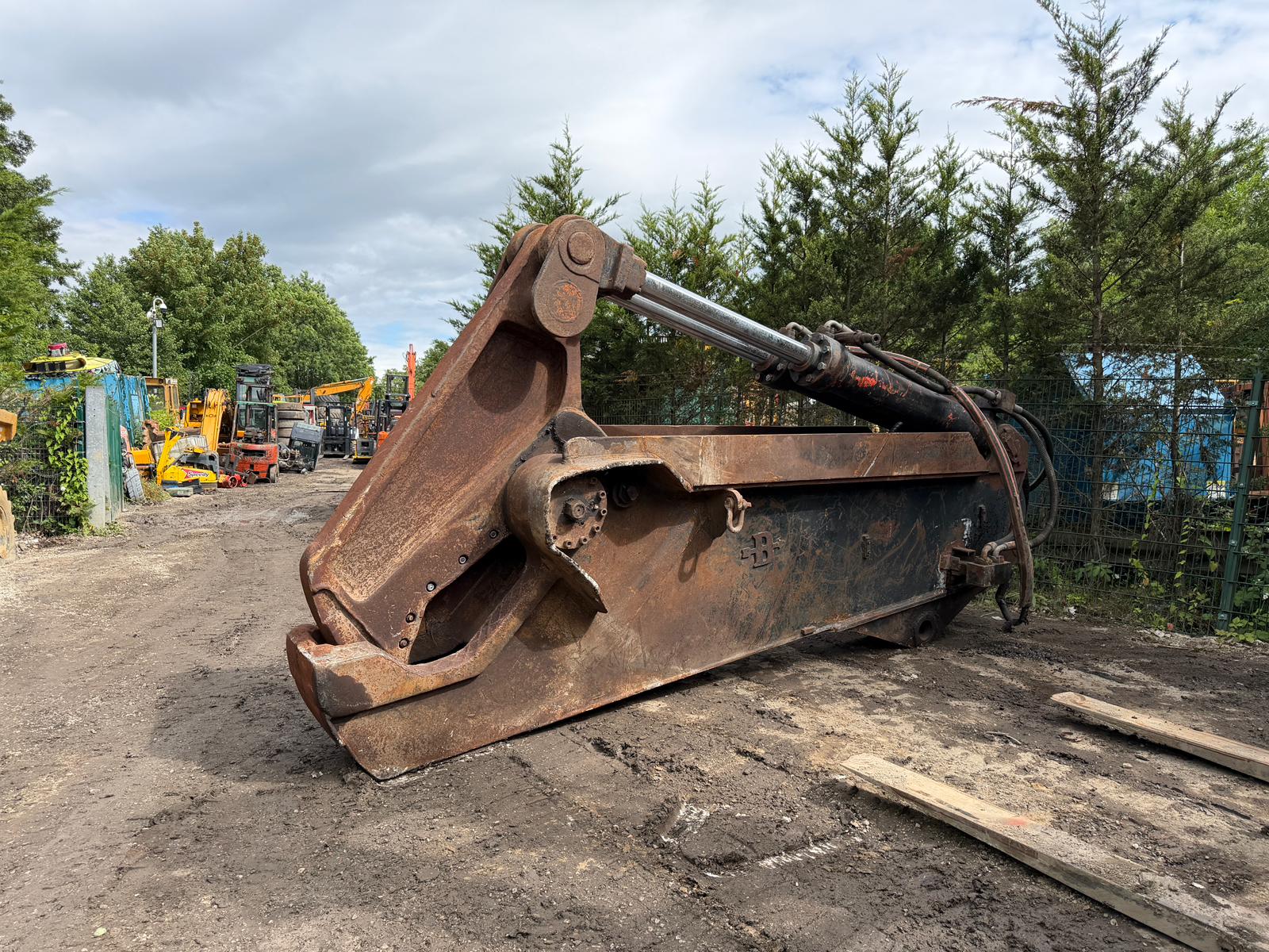 HYDRAULIC 70 TON EXCAVATOR METAL SHEAR excavator for sale in Pilsley, Chesterfield — photo 5
