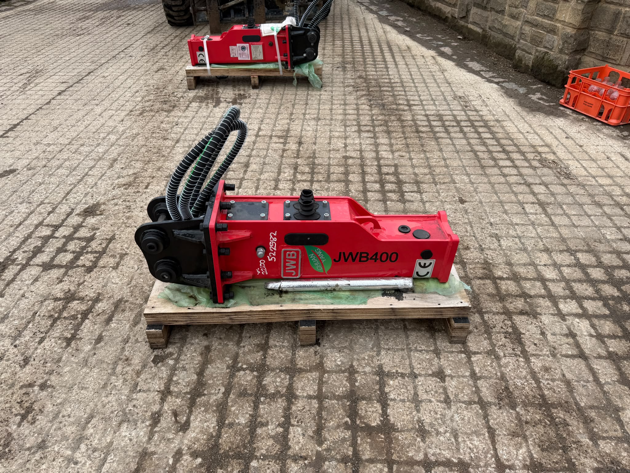 NEW/UNUSED 2026 JWB400 HYDRAULIC ROCK BREAKER