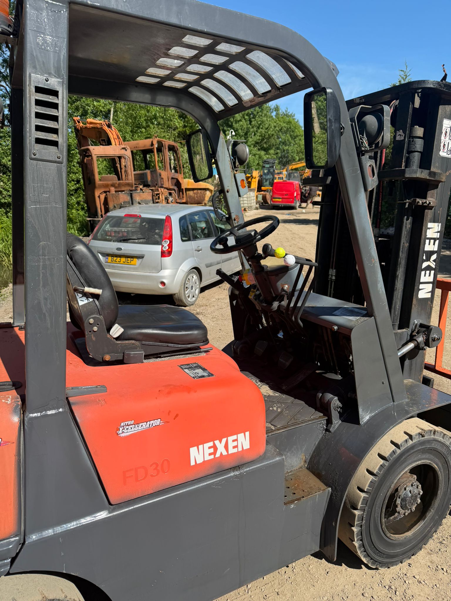 NEXEN FD30 3 TON DIESEL COUNTERBALANCE FORKLIFT forklift for sale in Pilsley, Chesterfield — photo 5