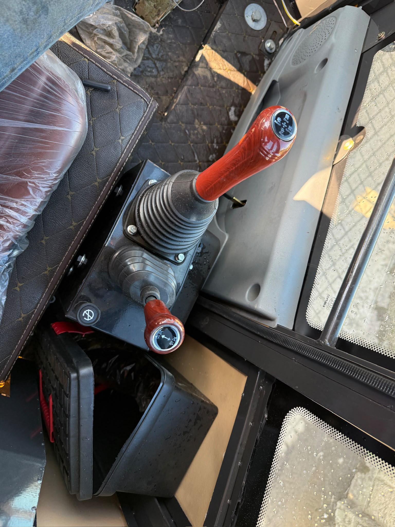 2026 loader for sale in Pilsley, Chesterfield — photo 4