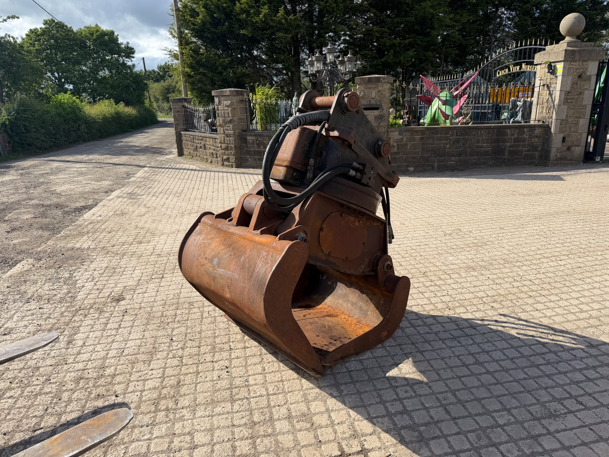Caterpillar excavator for sale in Pilsley, Chesterfield — photo 4