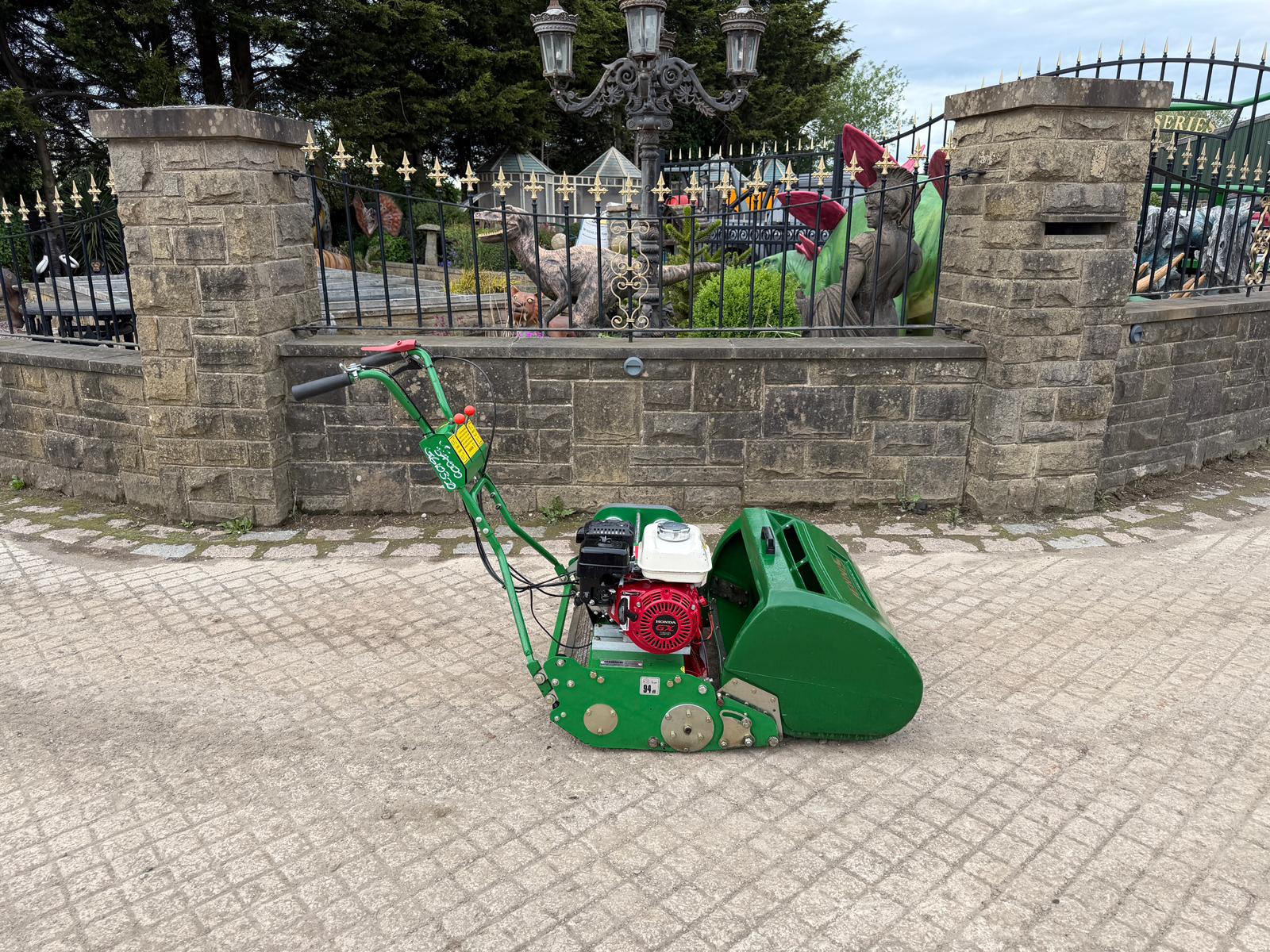 2018 mower for sale in Pilsley, Chesterfield — photo 10