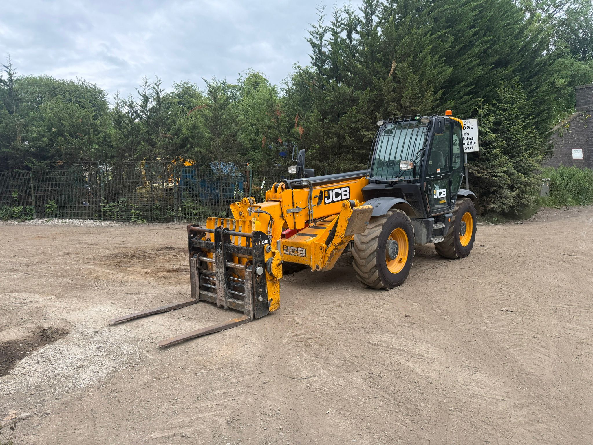 2021/70 JCB 540-140 HI-VIZ 4 TON 14MTR 4WD TURBO POWERSHIFT TELESCOPIC TELEHANDLER FORKLIFT