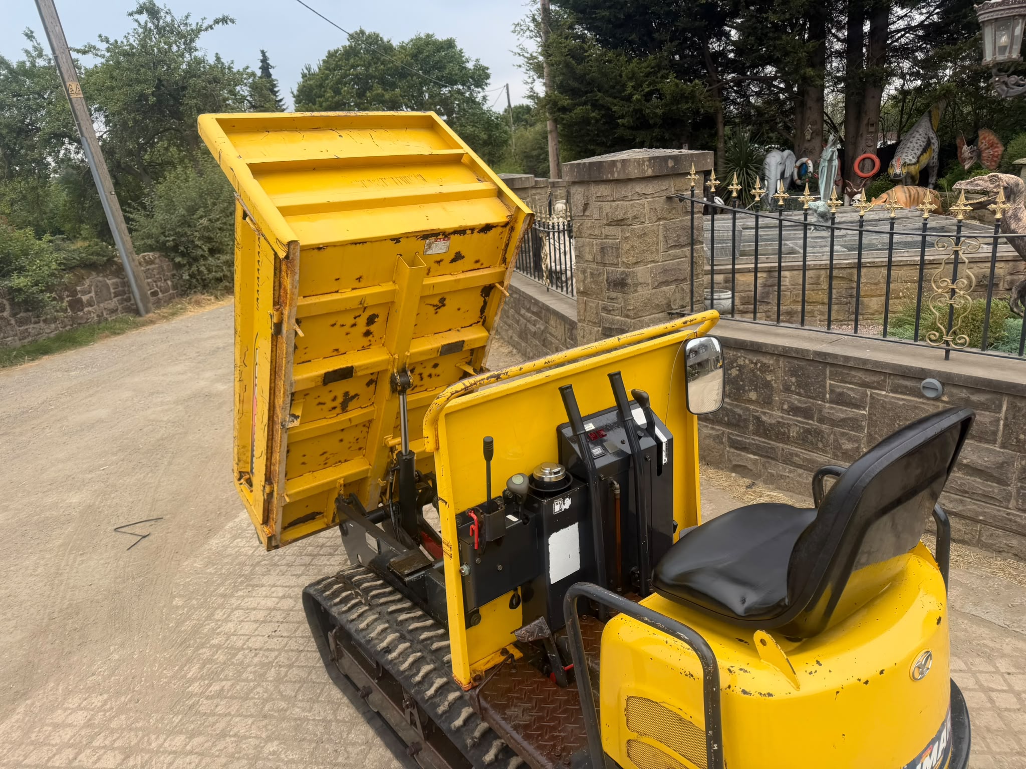 Yanmar dumper for sale in Pilsley, Chesterfield — photo 7
