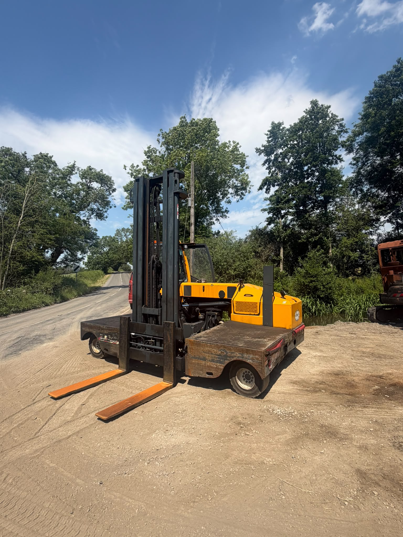 COMBILIFT C5000S/L 4 WAY DIESEL SIDE LOADER FORKLIFT forklift for sale in Pilsley, Chesterfield — photo 11