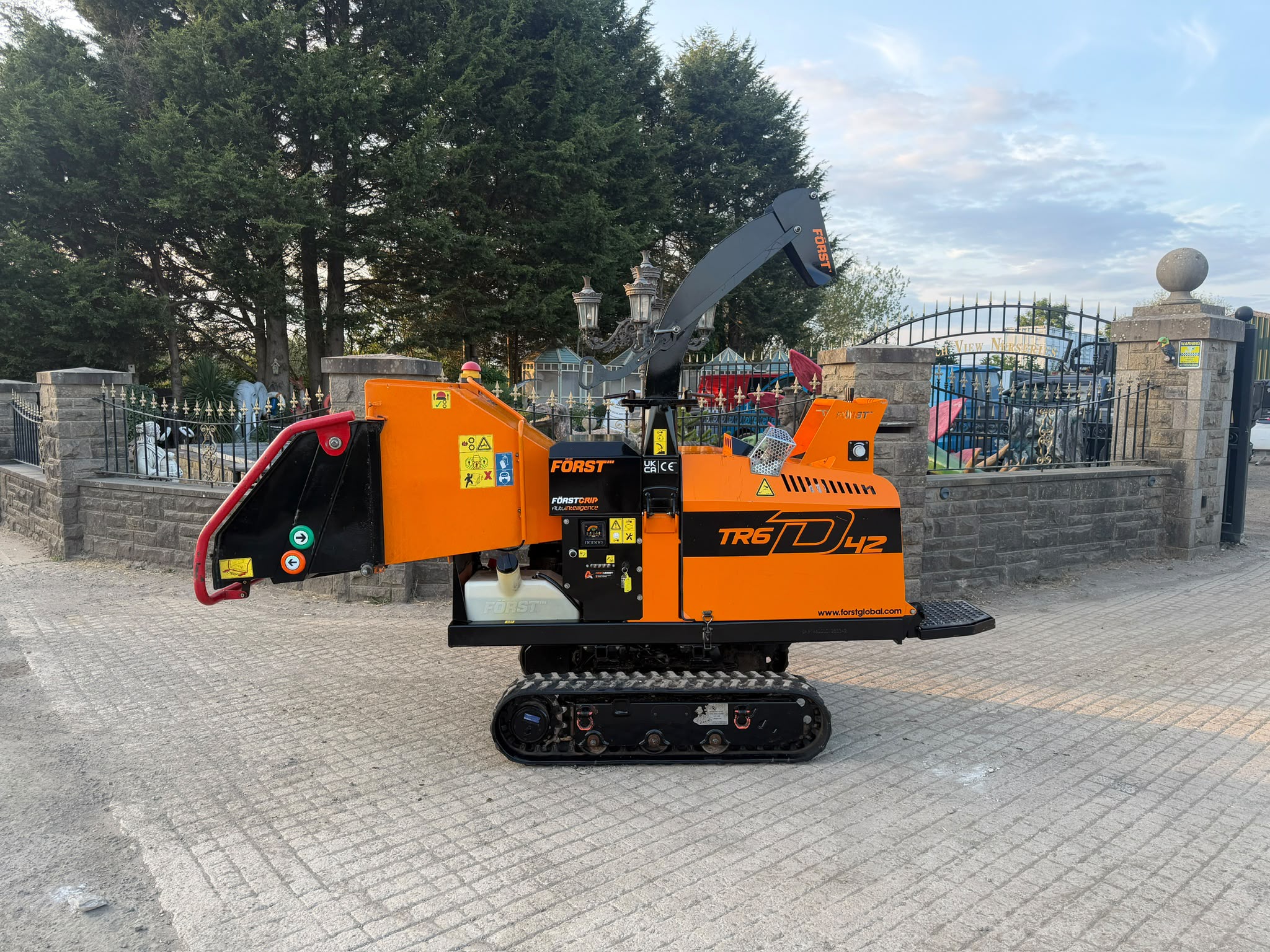 2023 FORST TR6-D42 6” DIESEL TRACKED WOOD CHIPPER