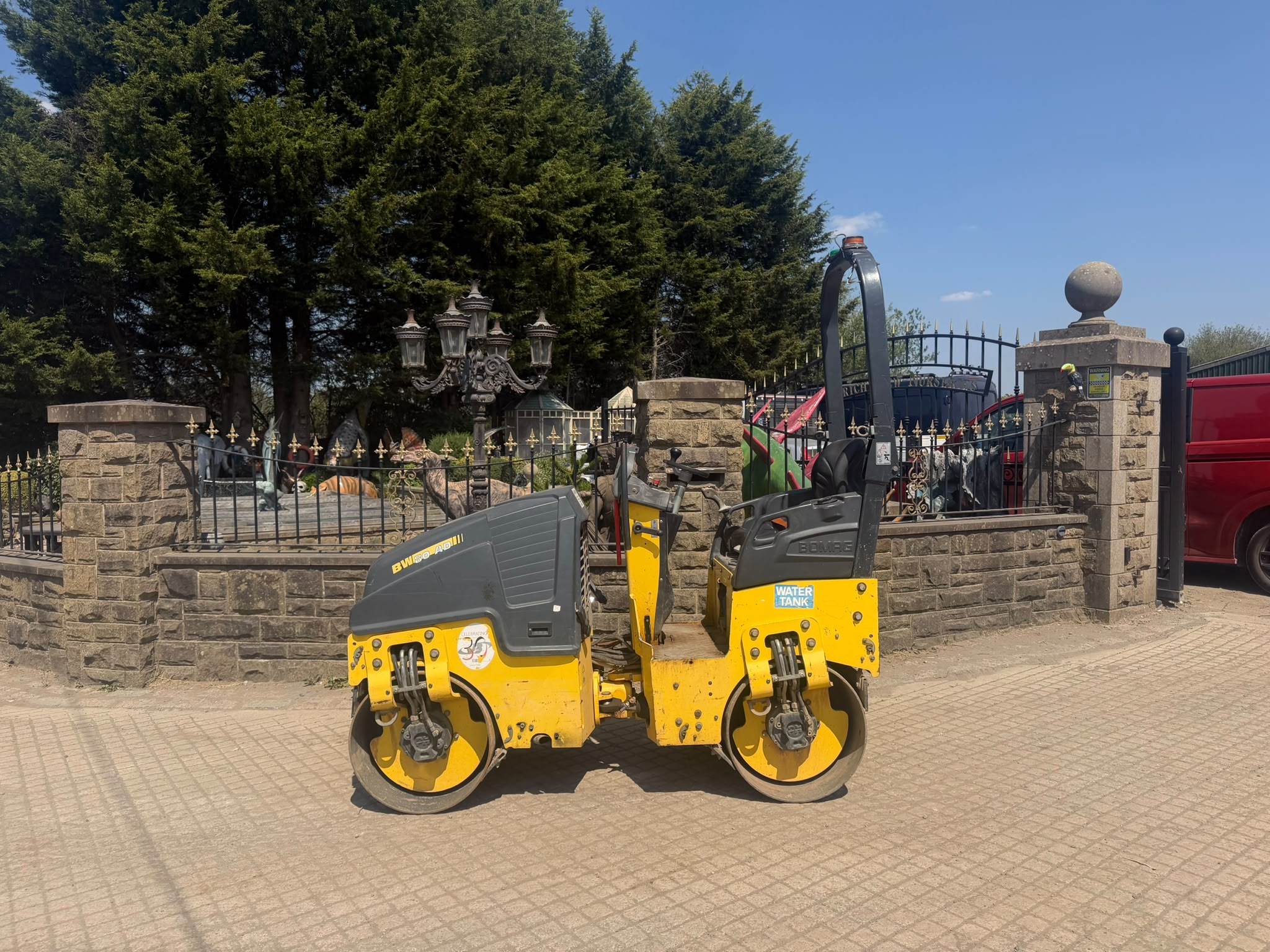 2018 Bomag compactor for sale in Pilsley, Chesterfield — photo 9