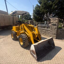 TCM 808A-2 DIESEL LOADING SHOVEL