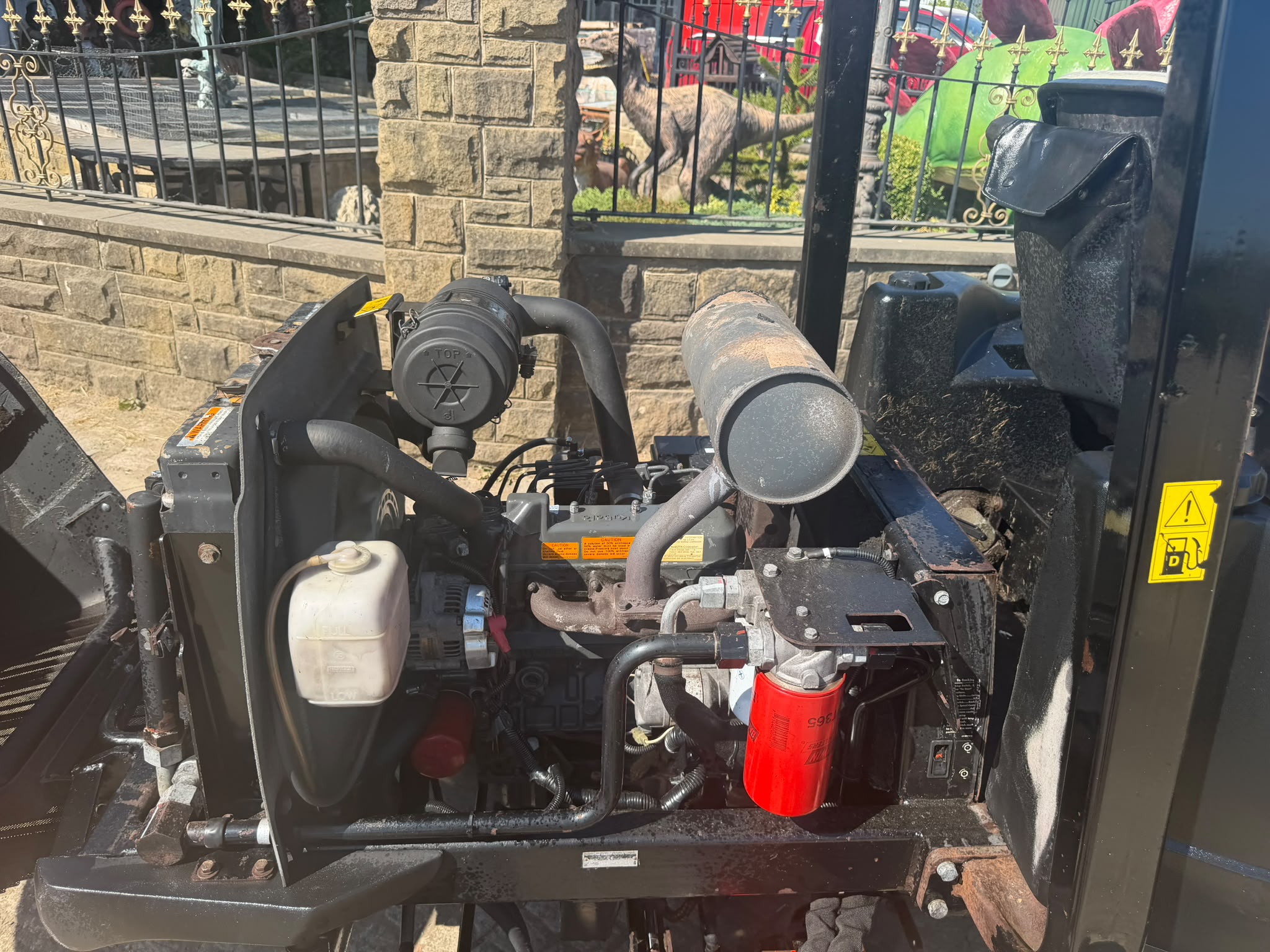 JACOBSEN FAIRWAY LF3400 4WD 5 GANG RIDE ON CYLINDER MOWER mower for sale in Pilsley, Chesterfield — photo 6