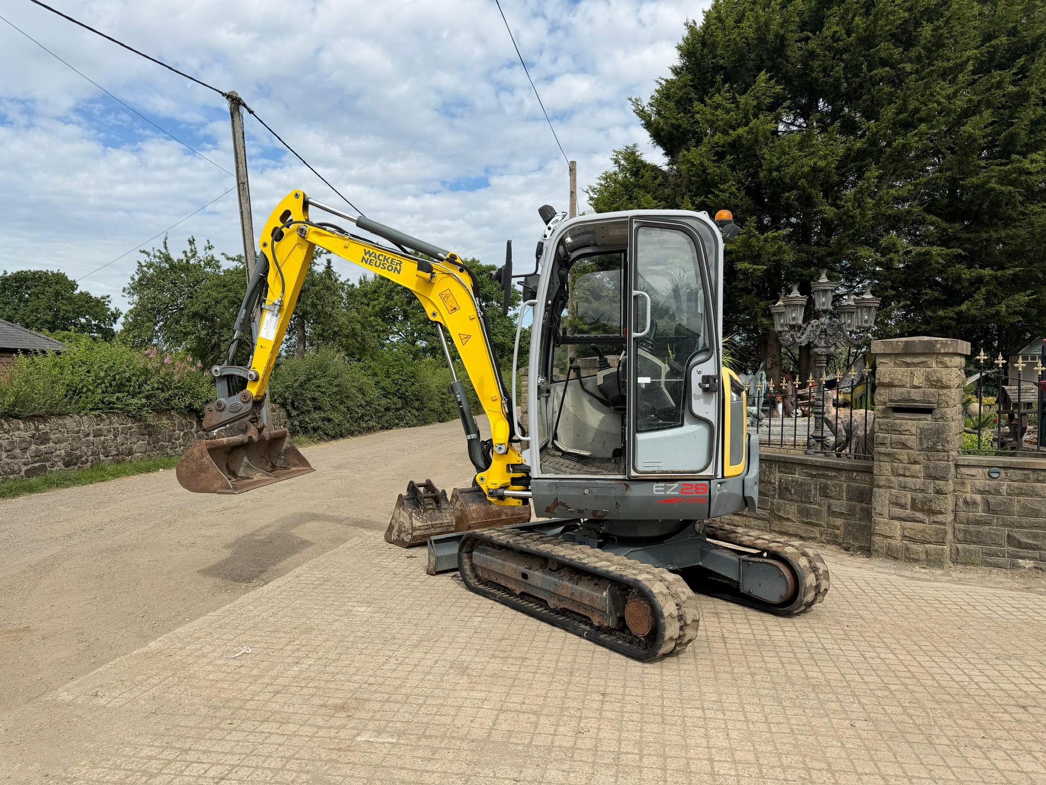 2017 Wacker excavator for sale in Pilsley, Chesterfield — photo 4