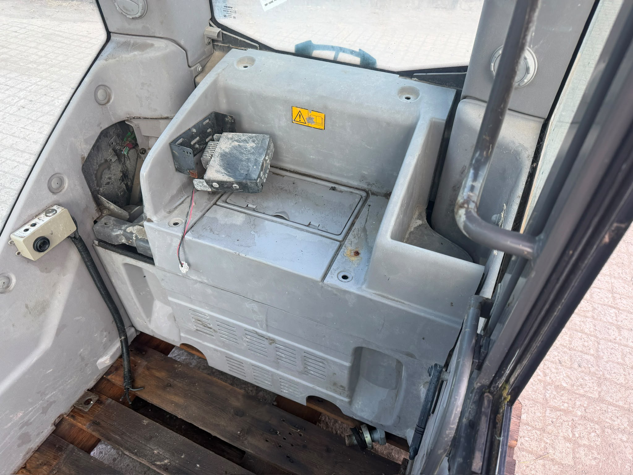 Volvo excavator for sale in Pilsley, Chesterfield — photo 6