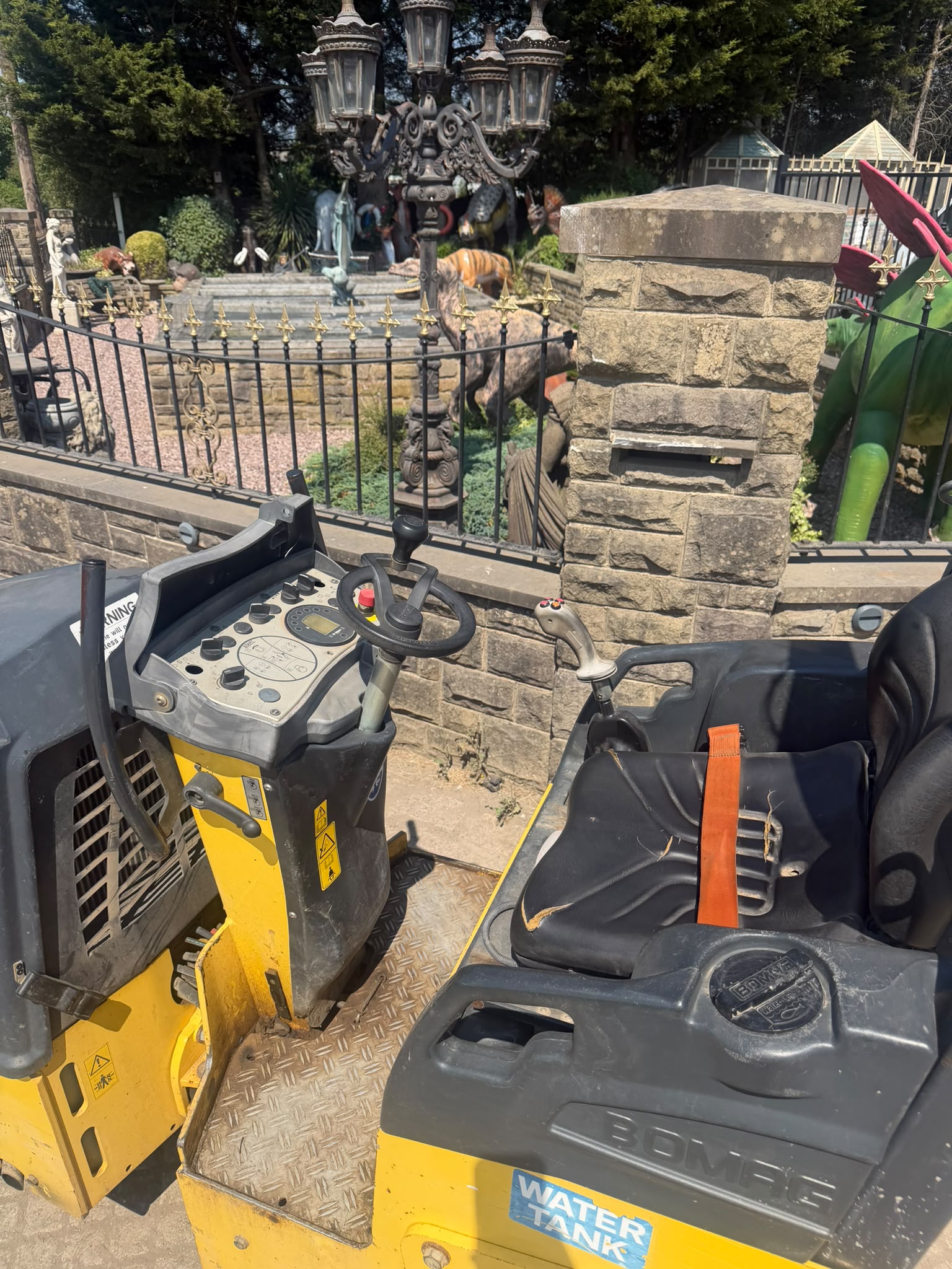 2018 Bomag compactor for sale in Pilsley, Chesterfield — photo 2