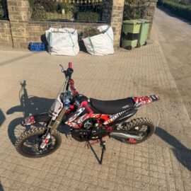 M2R RACING KMXR125 OFF ROAD DIRT BIKE (RED)