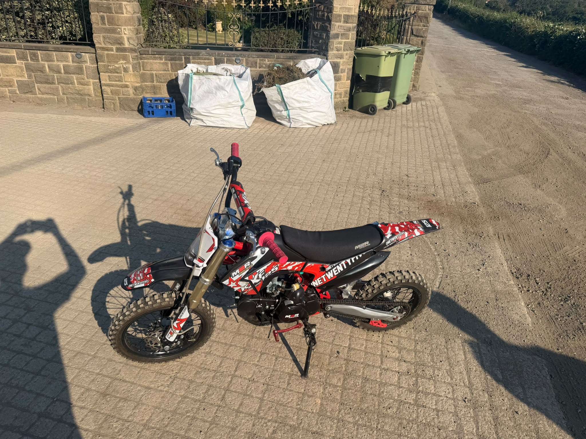 M2R RACING KMXR125 OFF ROAD DIRT BIKE (RED)