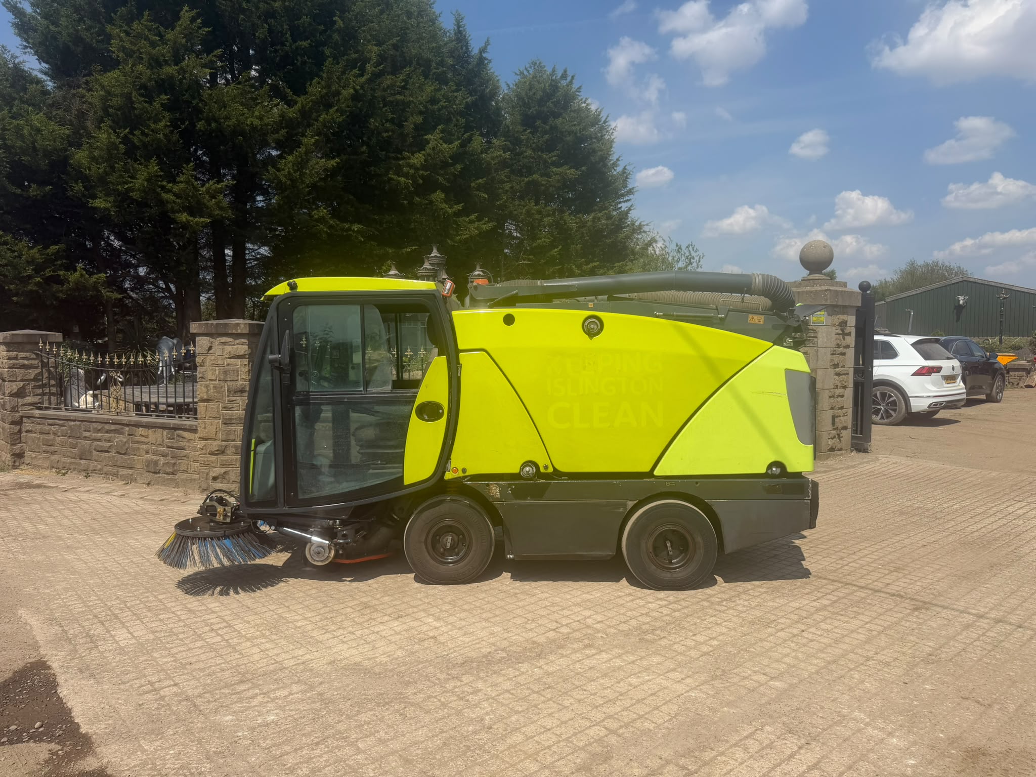 2015 attachment for sale in Pilsley, Chesterfield — photo 9