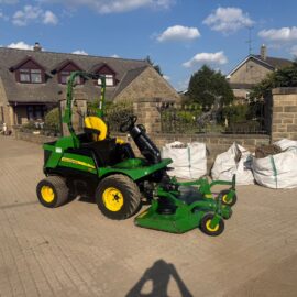 2019 JOHN DEERE 1580 TERRAINCUT 4WD OUTFRONT RIDE ON MOWER WITH 62” ROTARY DECK