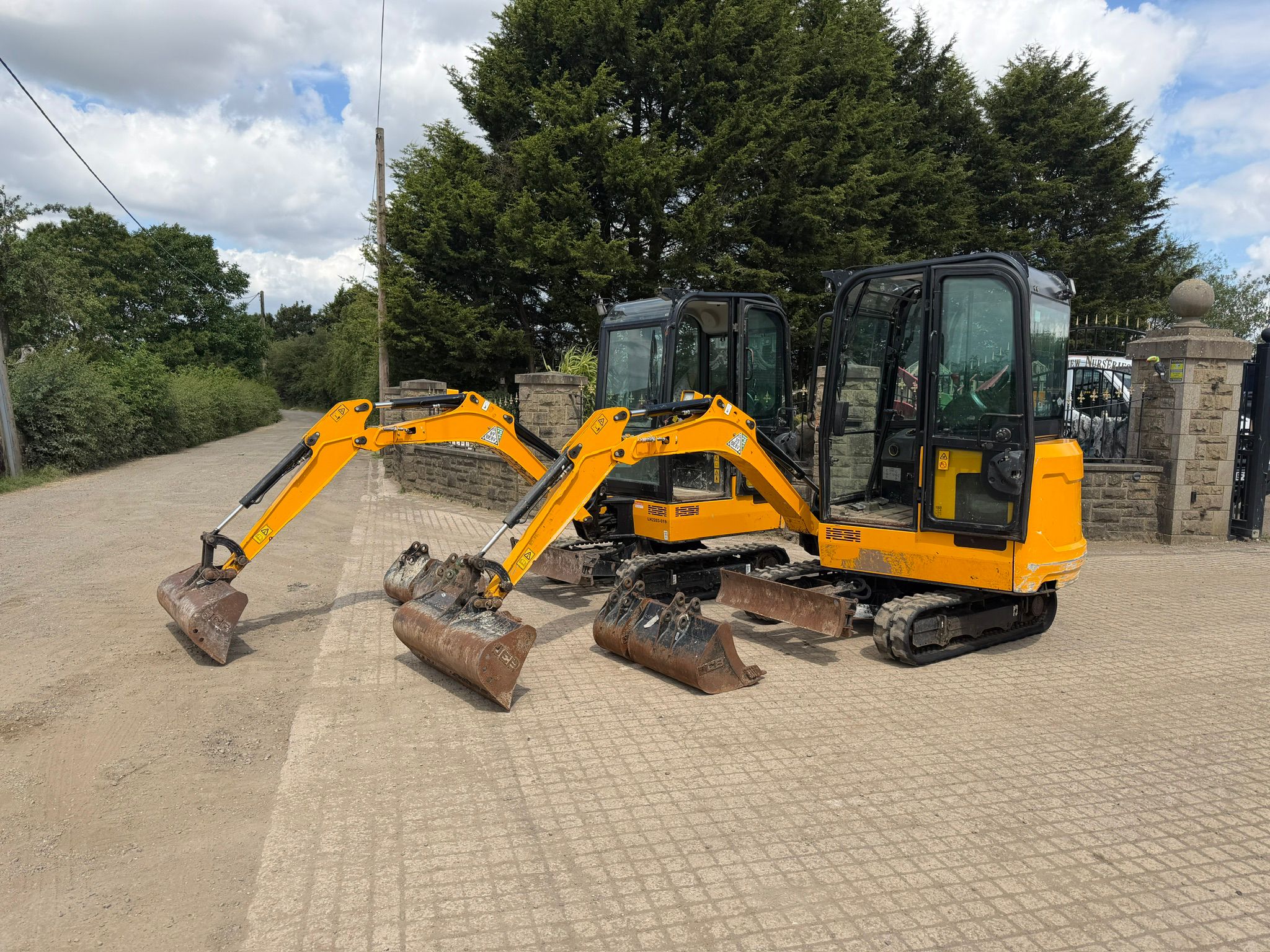 2022 JCB 16C-1 T3 MINI EXCAVATOR