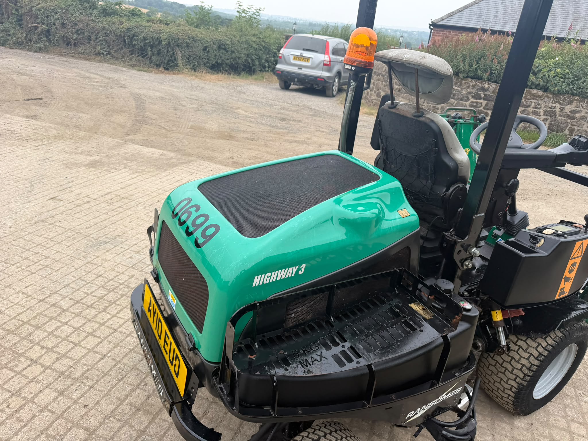 2010 Ransomes mower for sale in Pilsley, Chesterfield — photo 8