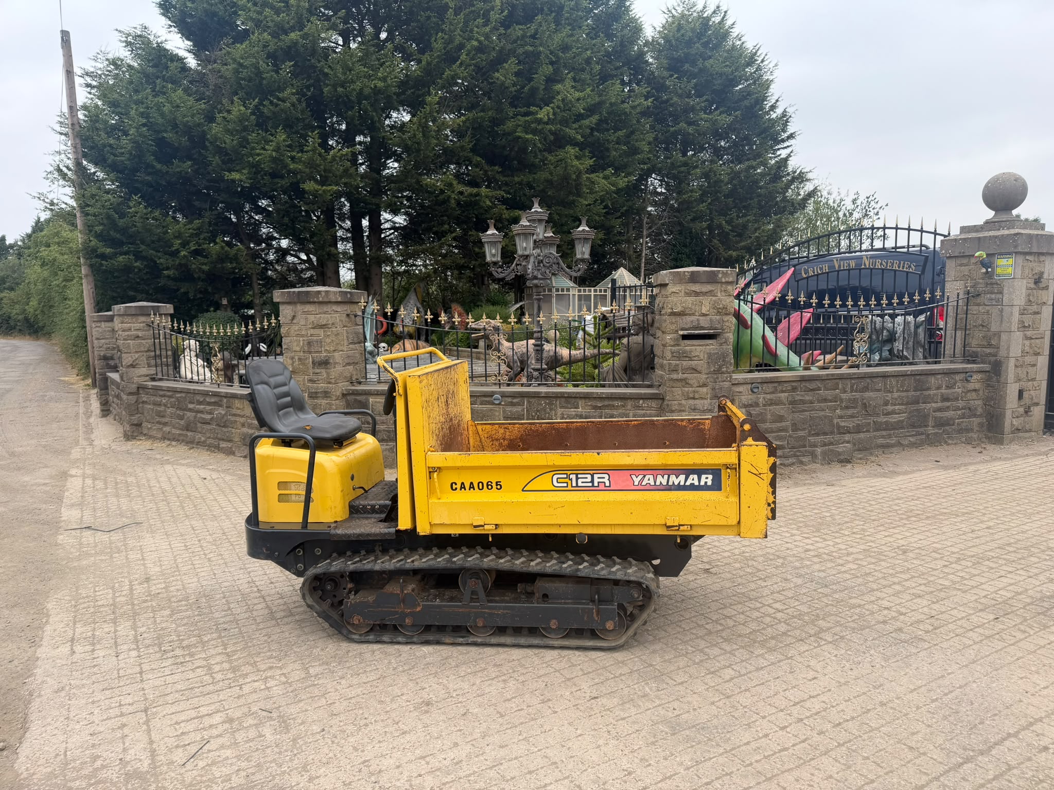YANMAR C12R 1.2 TON DIESEL TRACKED DUMPER #2