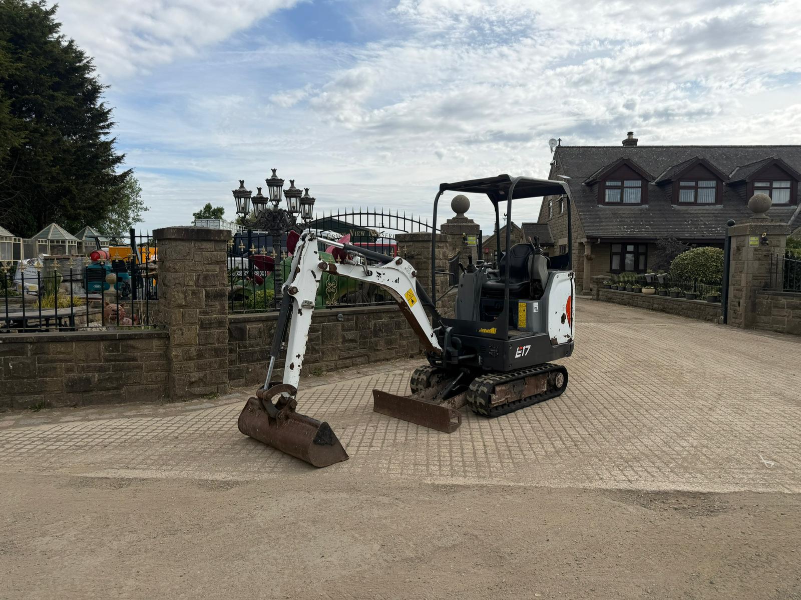 2018 BOBCAT E17 MINI EXCAVATOR