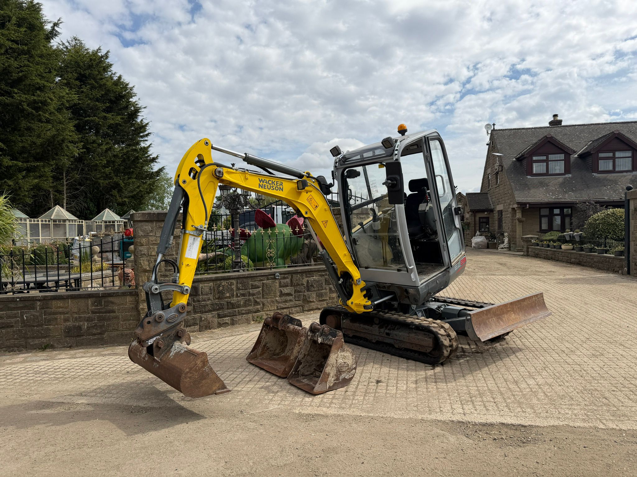 2017 Wacker excavator for sale in Pilsley, Chesterfield — photo 9