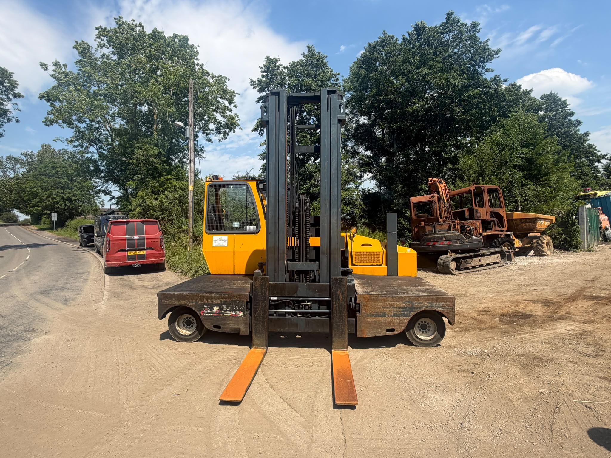 COMBILIFT C5000S/L 4 WAY DIESEL SIDE LOADER FORKLIFT forklift for sale in Pilsley, Chesterfield — photo 2