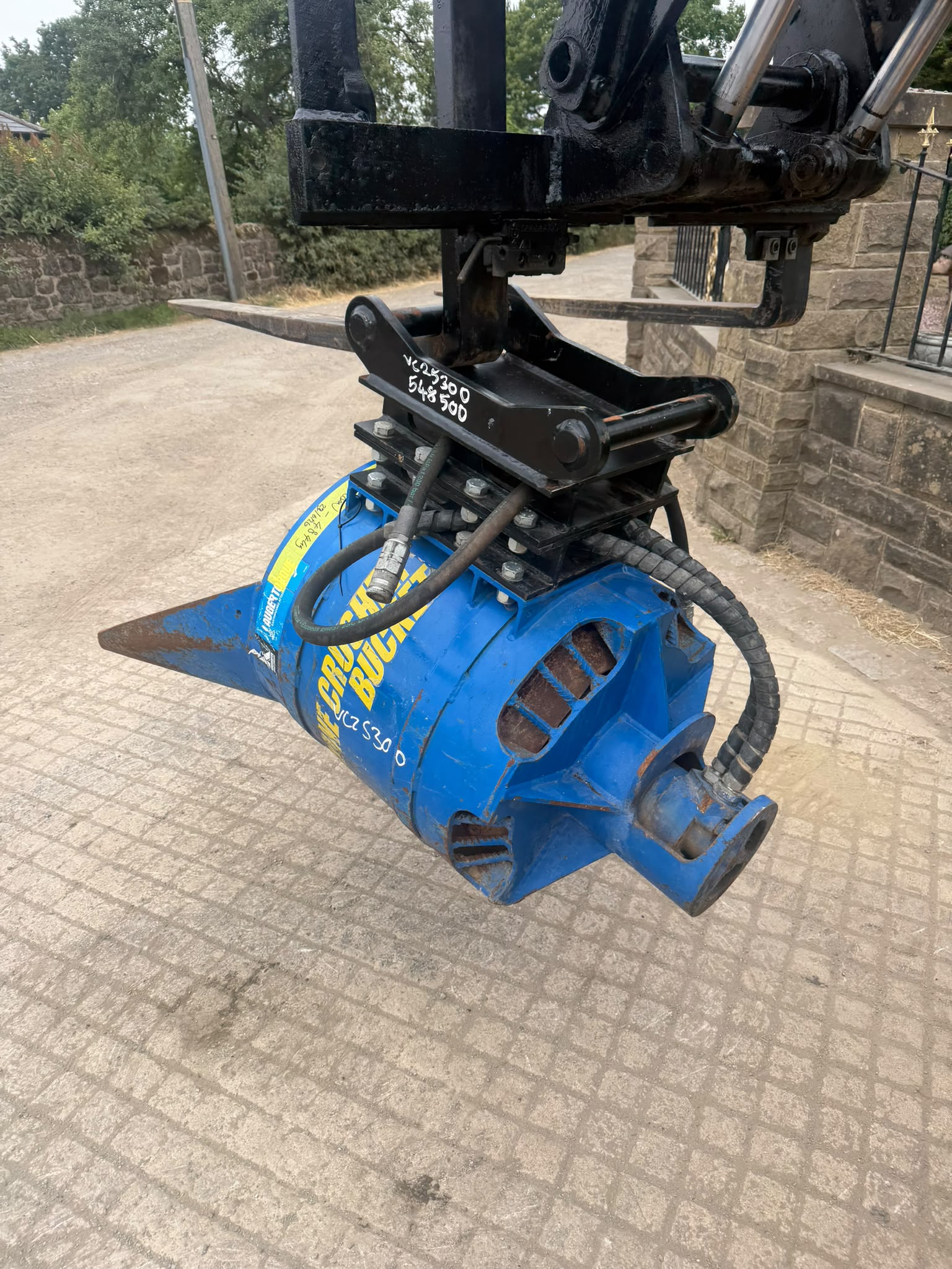 AUGER TORQUE HYDRUALIC EXCAVATOR CONE CRUSHER BUCKET excavator for sale in Pilsley, Chesterfield — photo 7