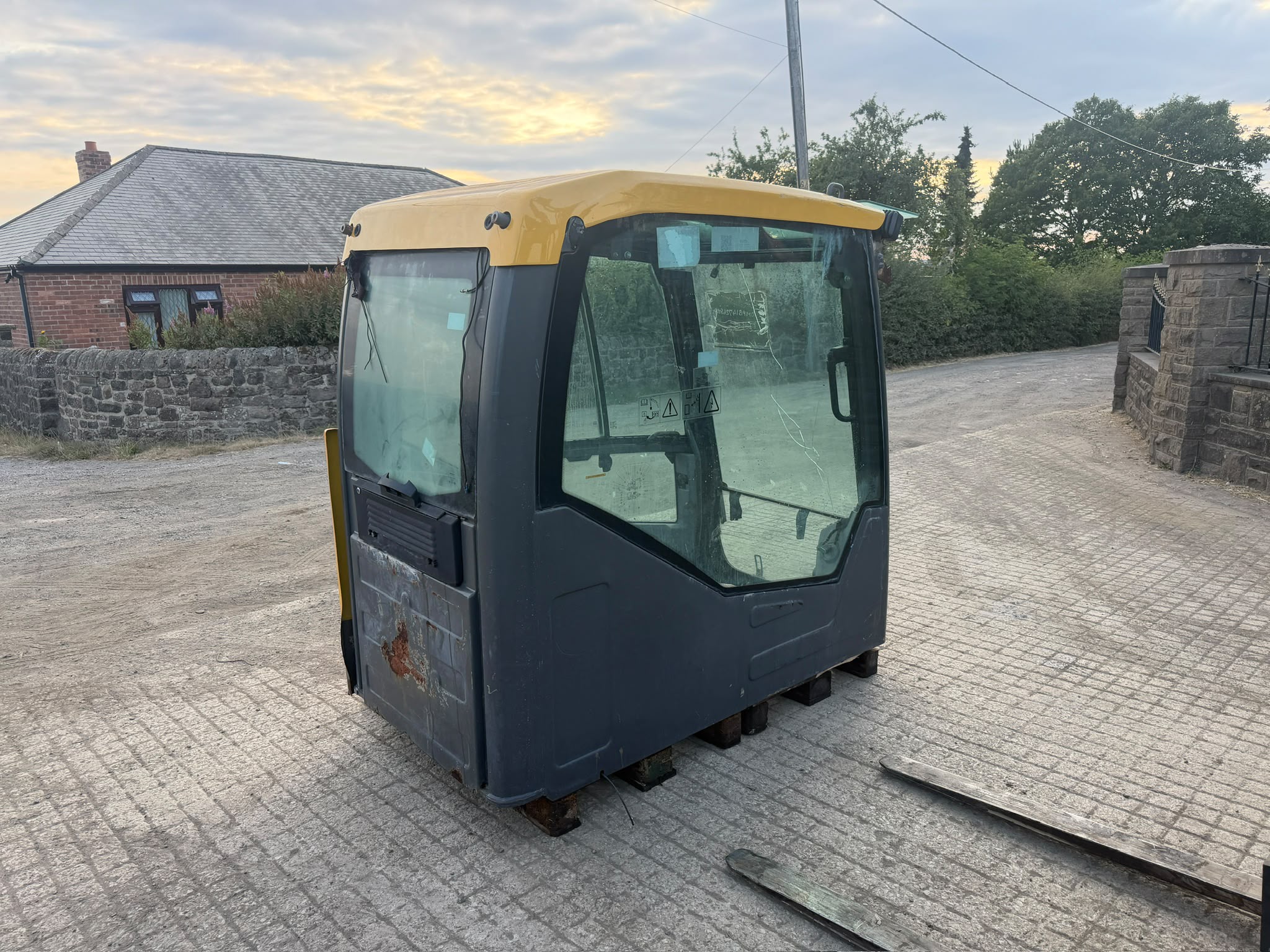 Volvo excavator for sale in Pilsley, Chesterfield — photo 8