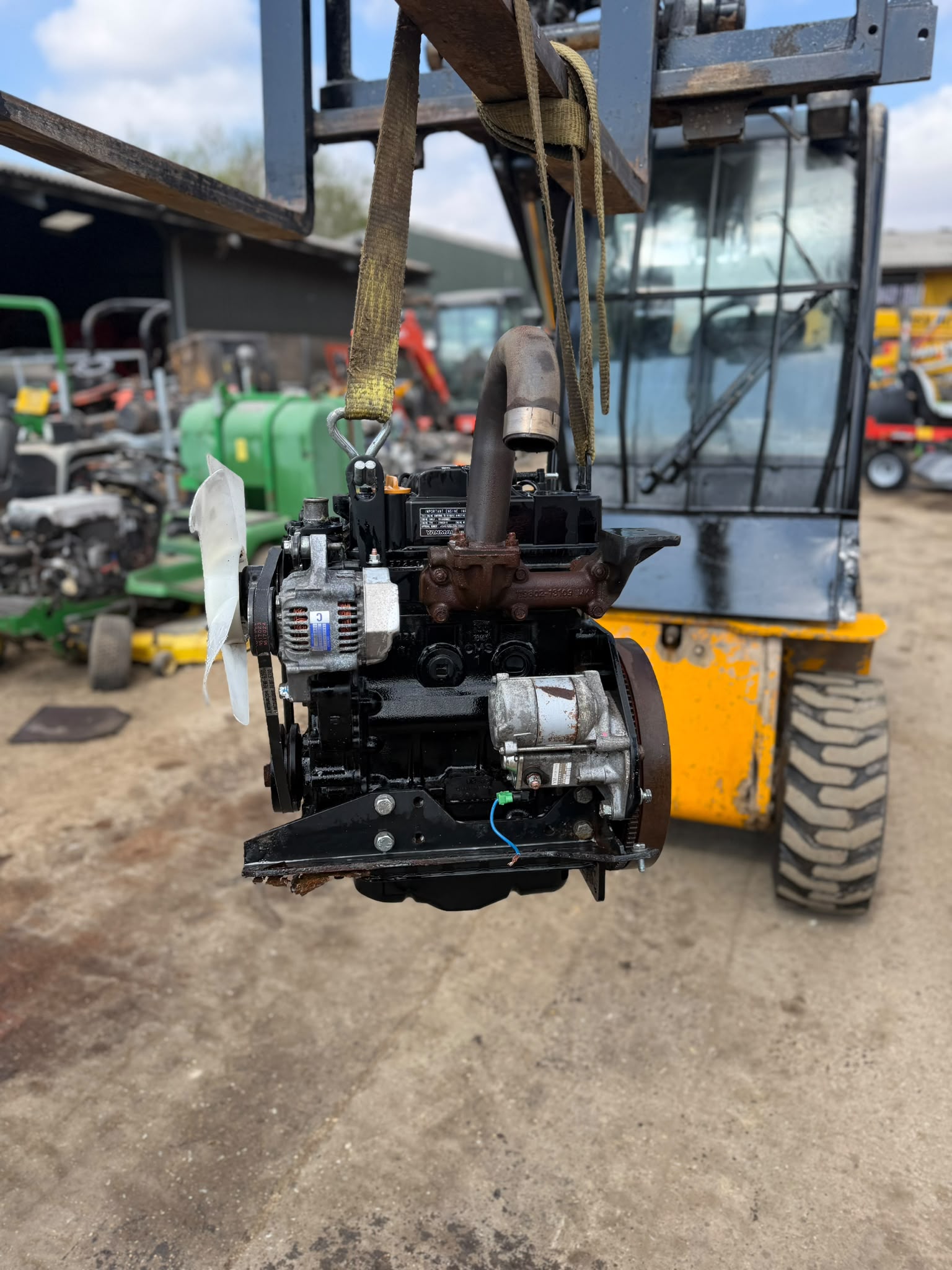 Yanmar excavator for sale in Pilsley, Chesterfield — photo 2
