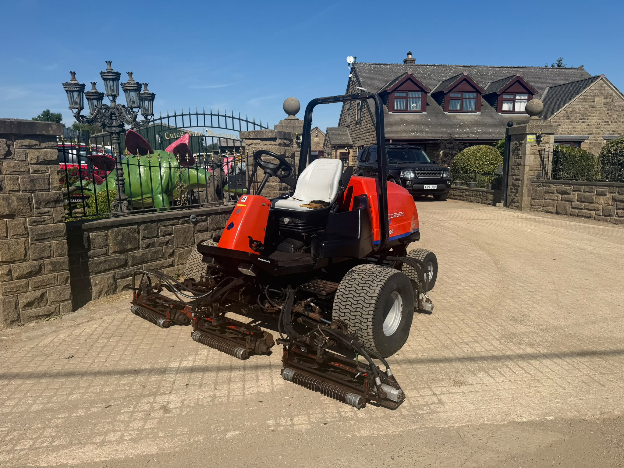 JACOBSEN FAIRWAY LF3400 4WD 5 GANG RIDE ON CYLINDER MOWER