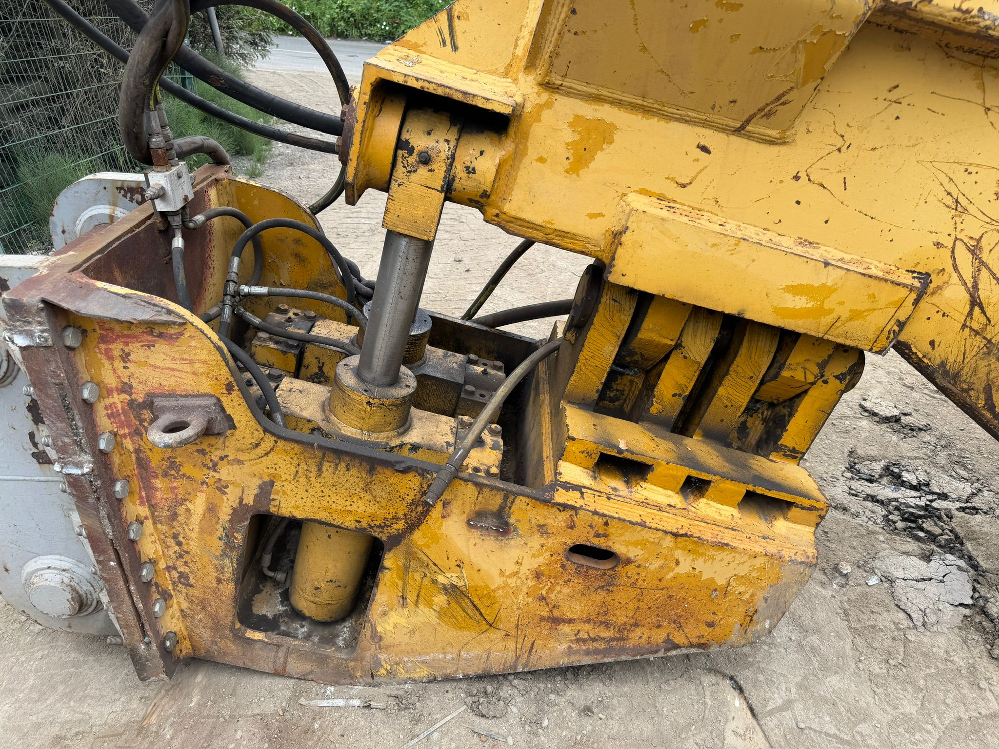 HYDRAULIC EXCAVATOR SHEAR excavator for sale in Pilsley, Chesterfield — photo 12