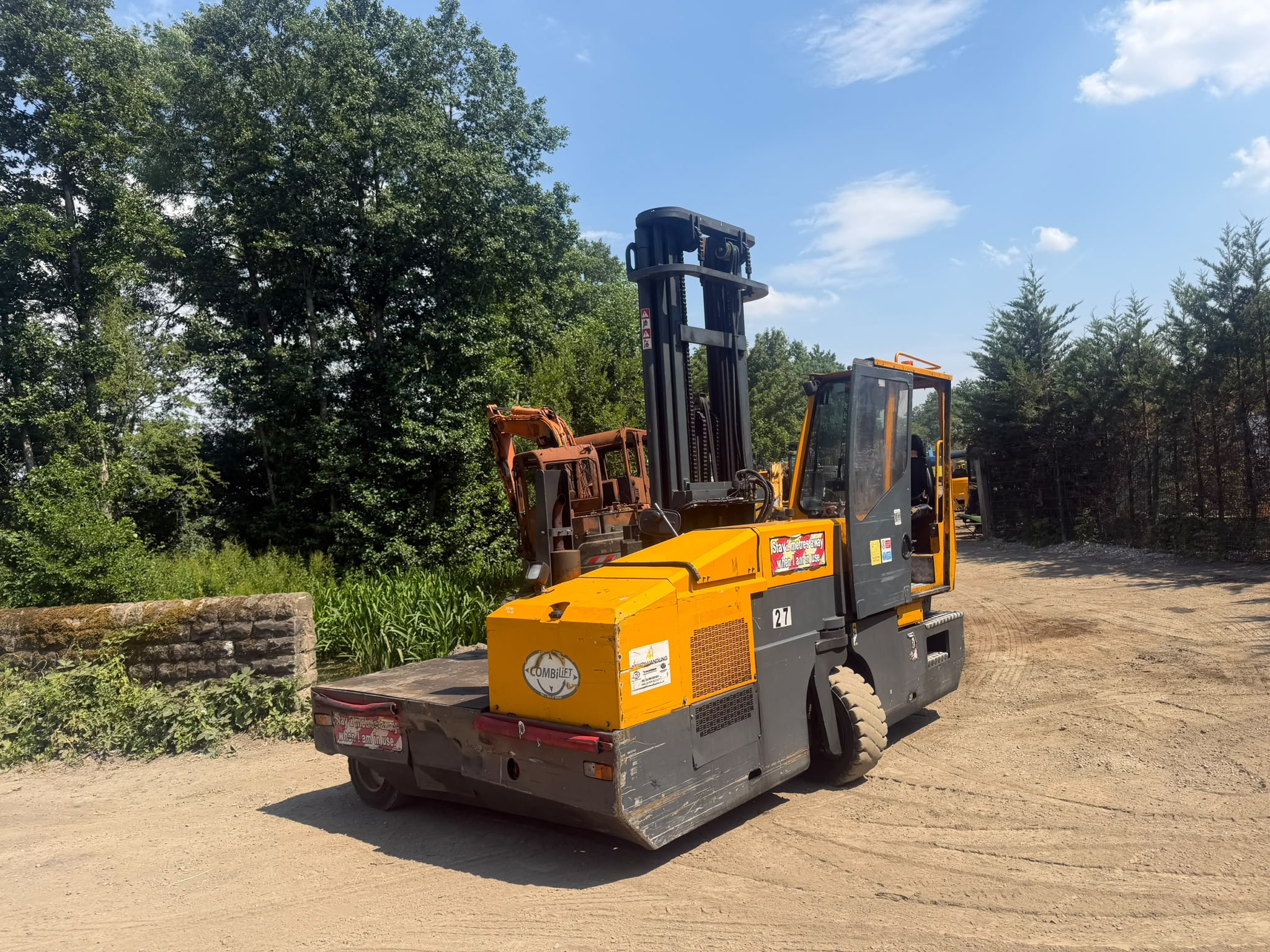 COMBILIFT C5000S/L 4 WAY DIESEL SIDE LOADER FORKLIFT forklift for sale in Pilsley, Chesterfield — photo 8