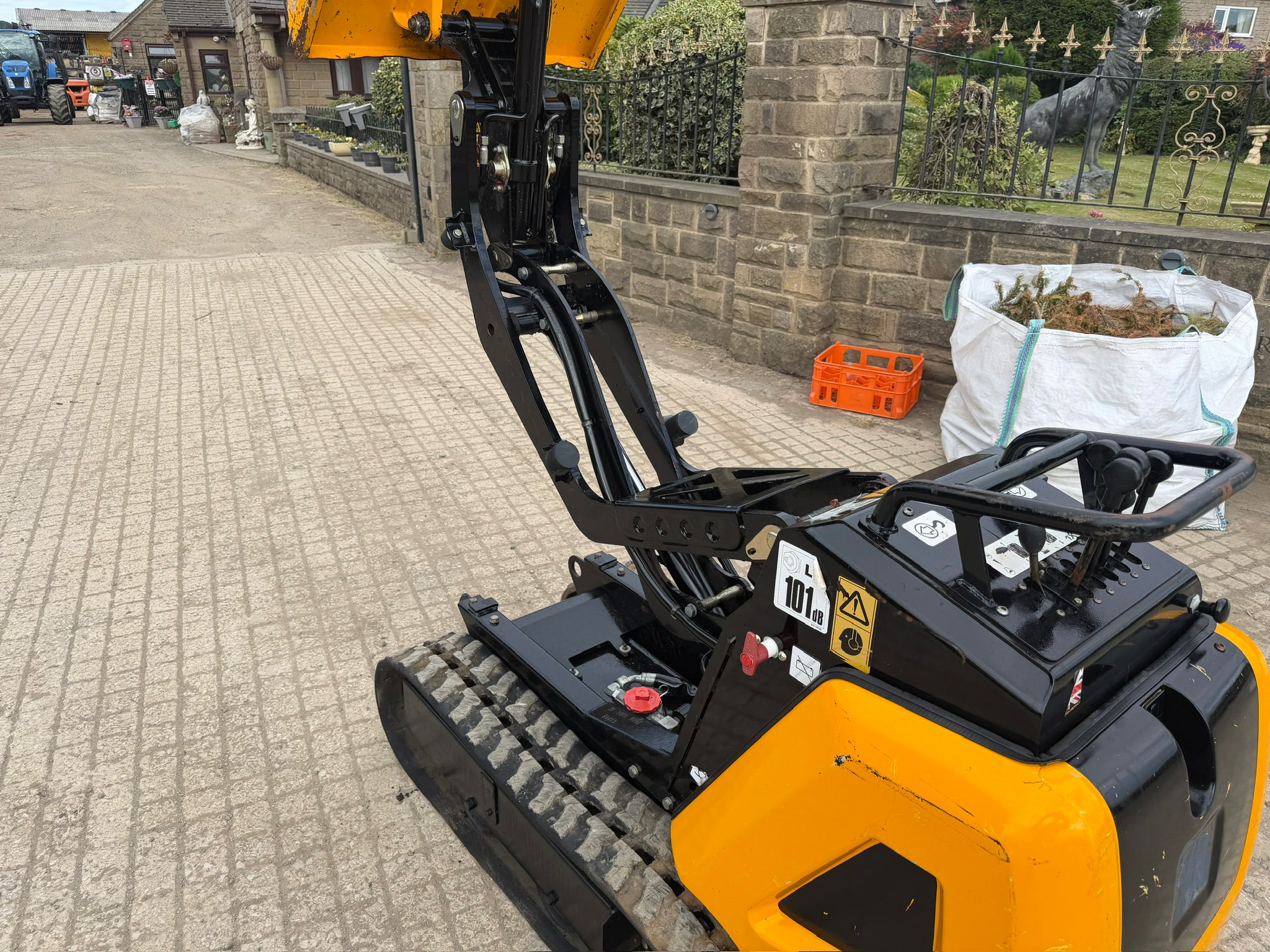 2019 JCB dumper for sale in Pilsley, Chesterfield — photo 11
