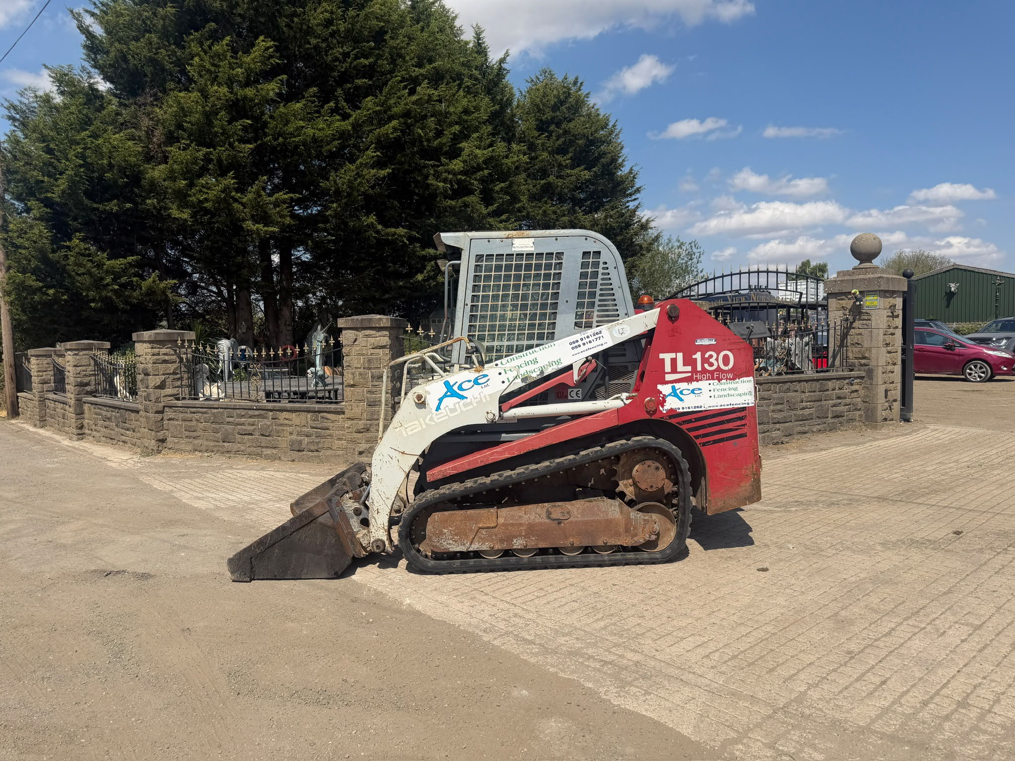 Takeuchi loader for sale in Pilsley, Chesterfield — photo 4
