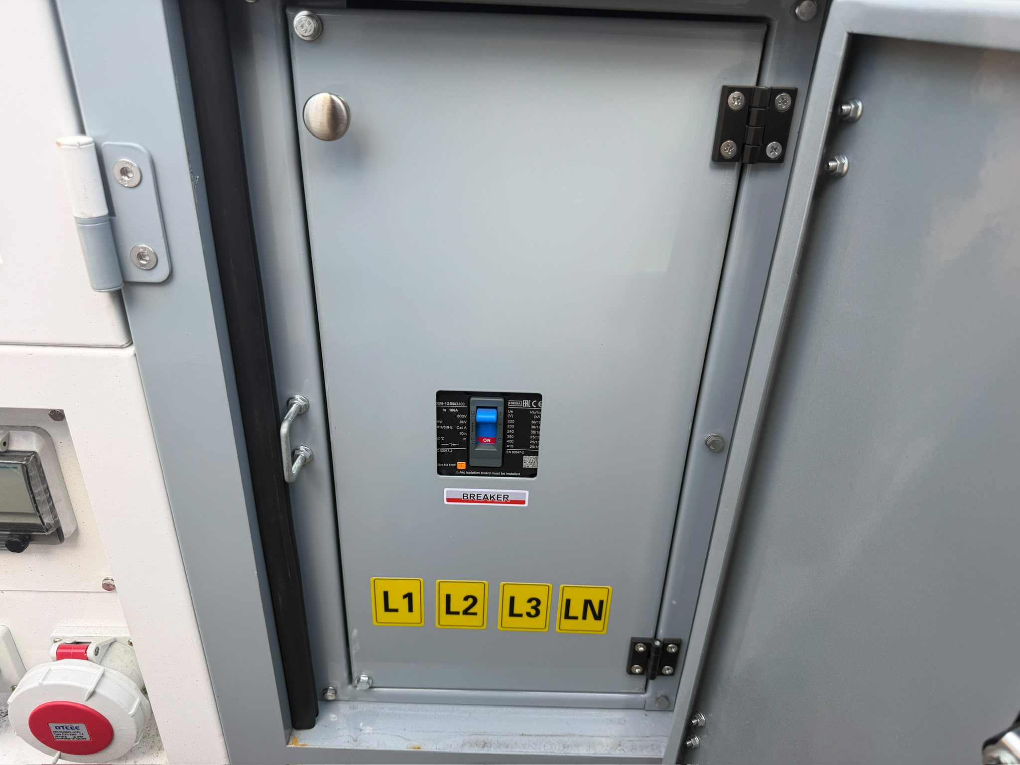 2026 compactor for sale in Pilsley, Chesterfield — photo 5