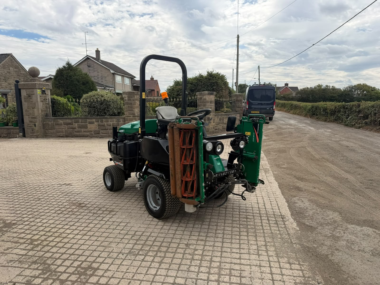 2017 Ransomes mower for sale in Pilsley, Chesterfield — photo 5