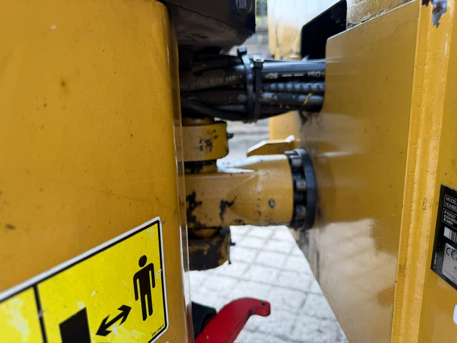 2016 Caterpillar compactor for sale in Pilsley, Chesterfield — photo 5