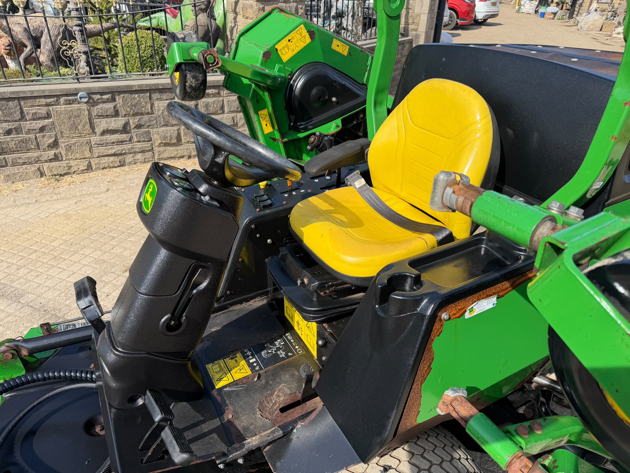 2013 John Deere mower for sale in Pilsley, Chesterfield — photo 3