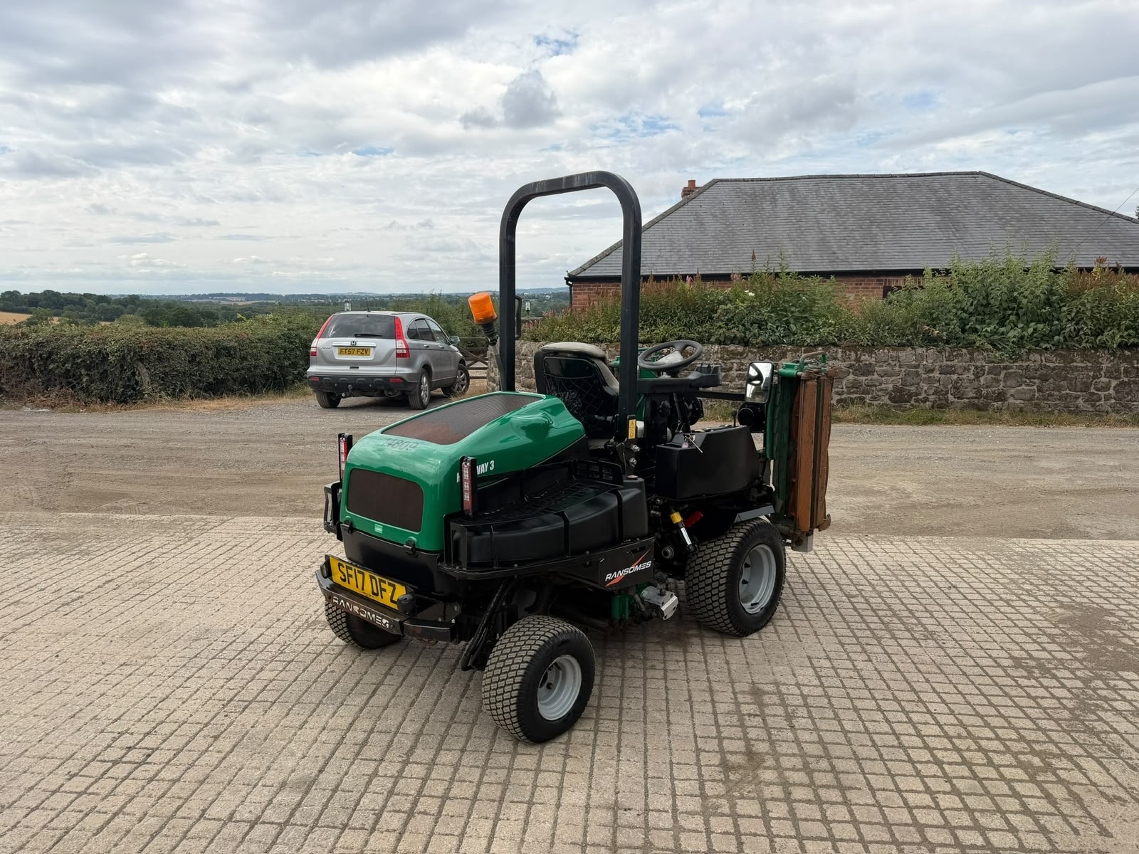 2017 Ransomes mower for sale in Pilsley, Chesterfield — photo 2