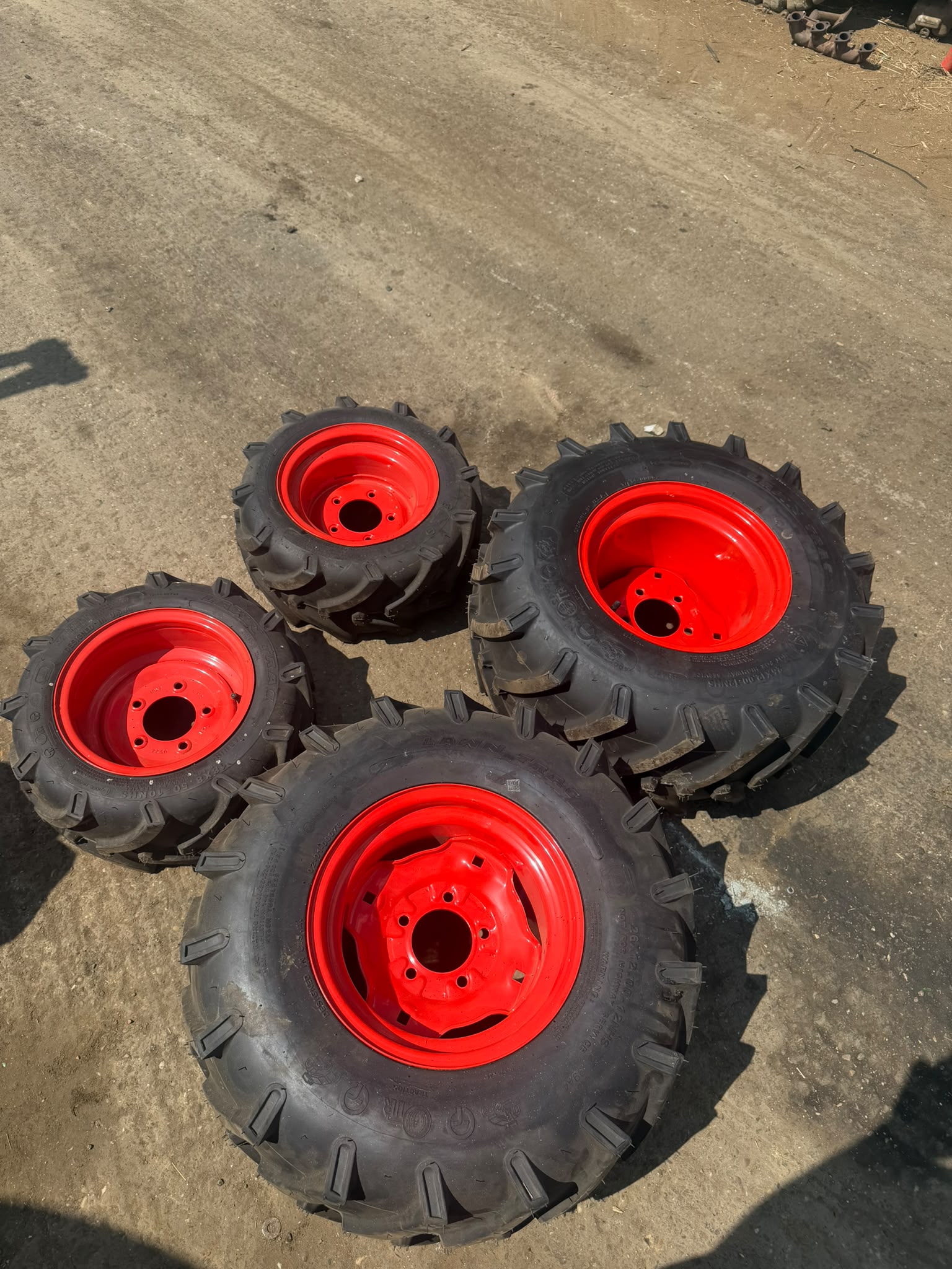 FULL SET OF UNUSED KIOTI COMPACT TRACTOR WHEELS AND TYRES