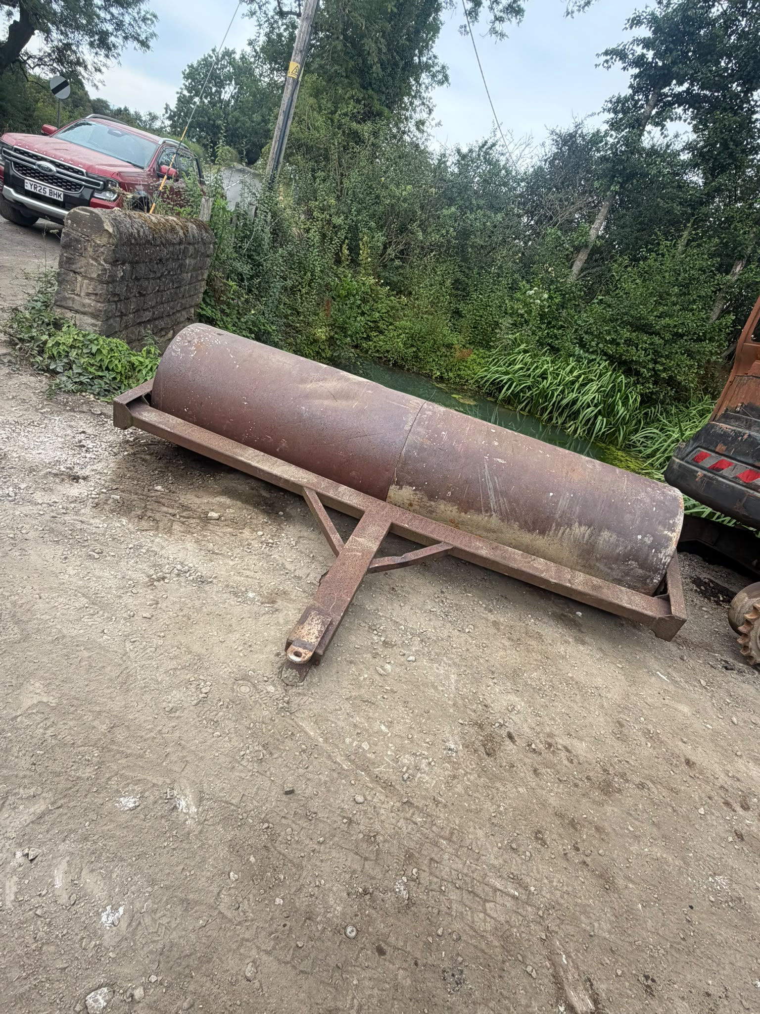 10FT TOWBEHIND ROLLER tractor for sale in Pilsley, Chesterfield — photo 2