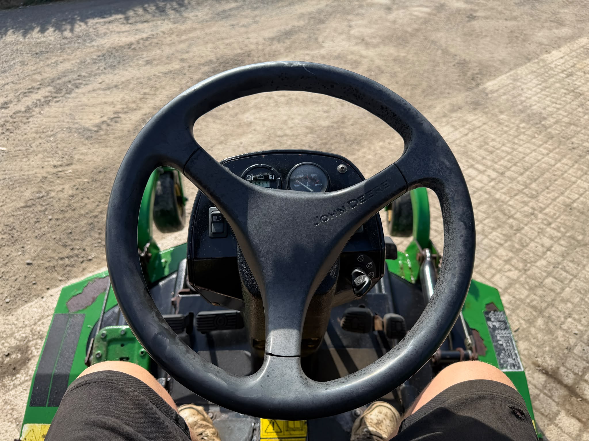 2013 John Deere mower for sale in Pilsley, Chesterfield — photo 10