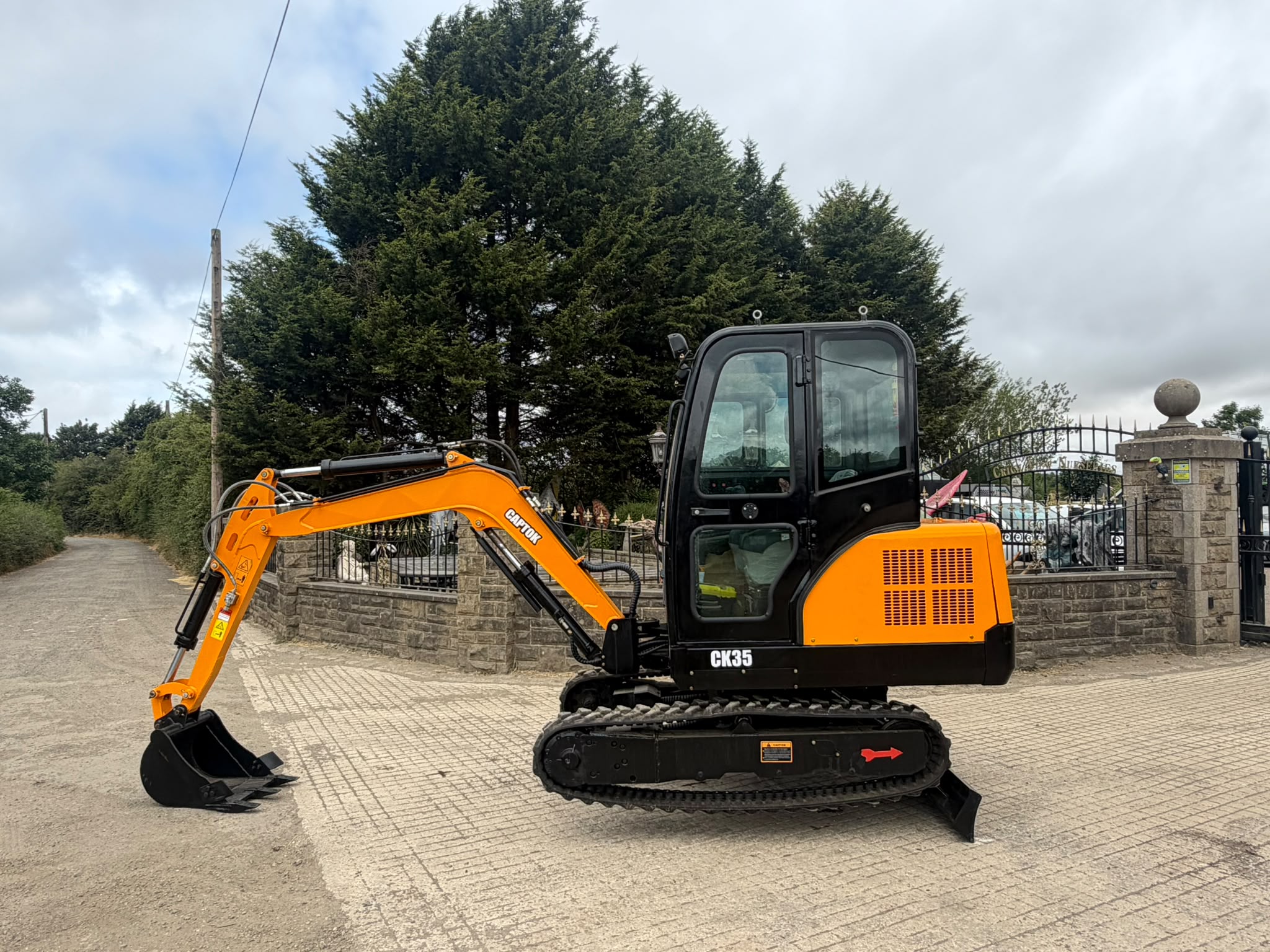 2026 excavator for sale in Pilsley, Chesterfield — photo 10