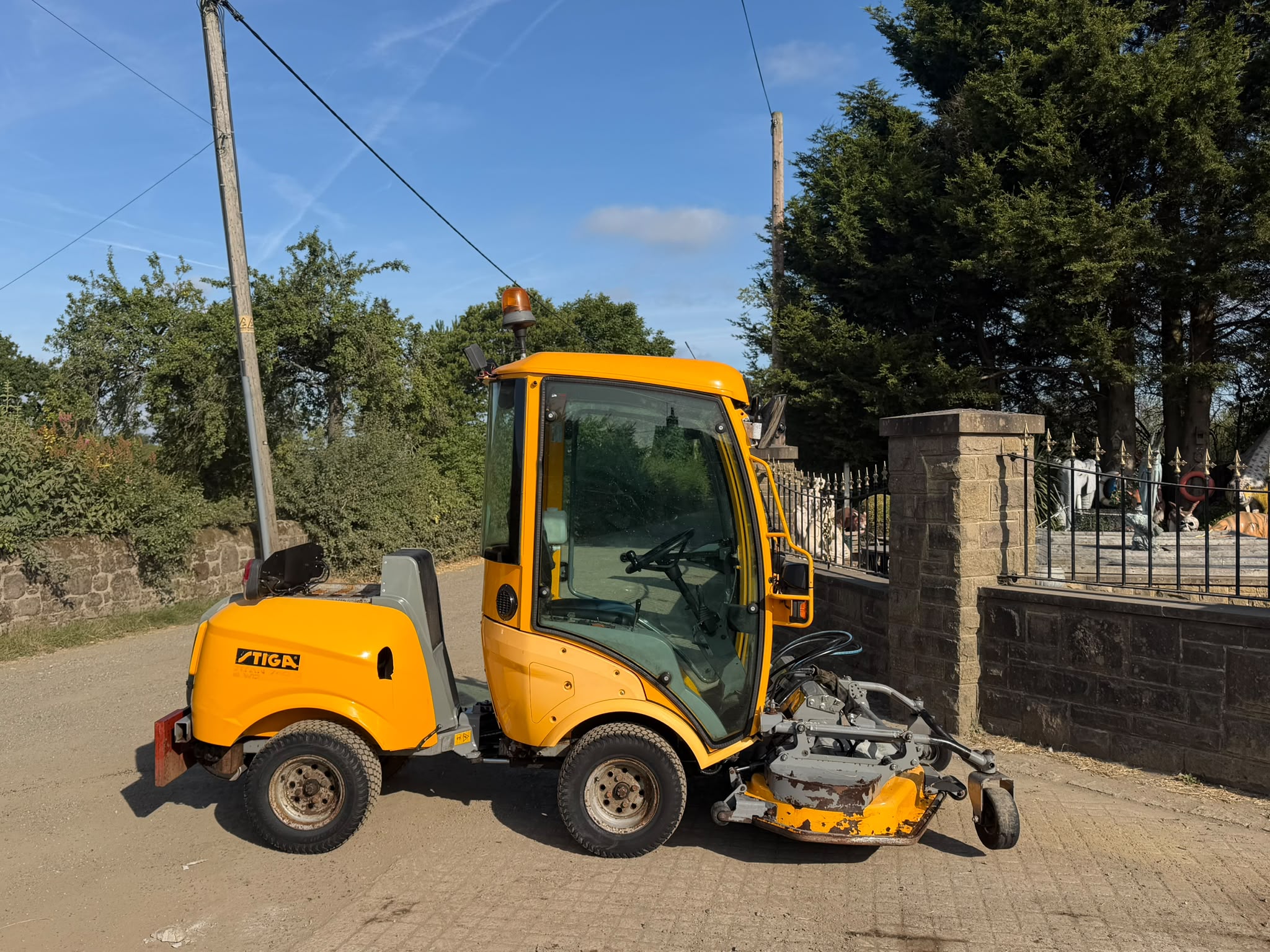 2012 mower for sale in Pilsley, Chesterfield — photo 10