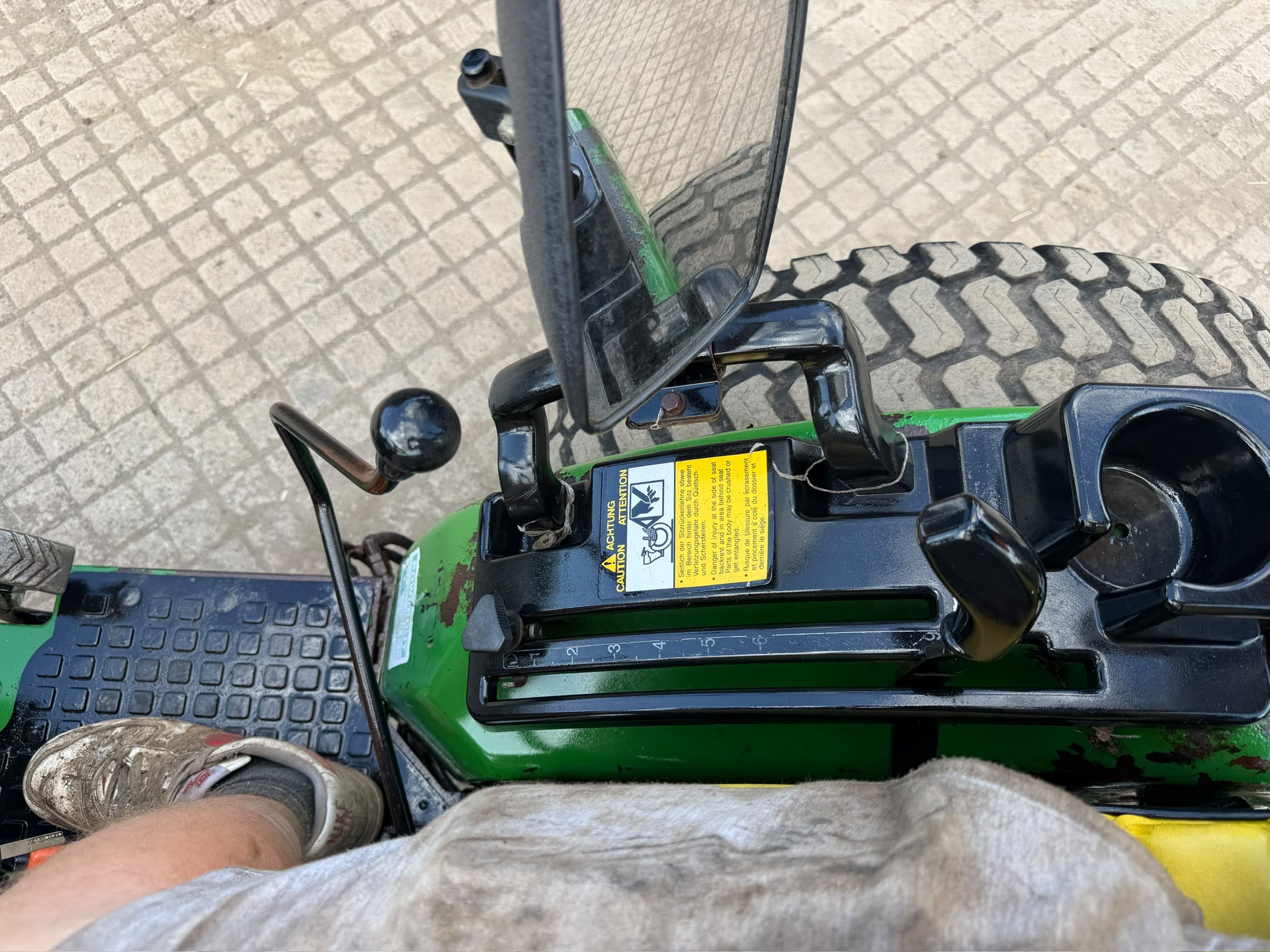 2006 John Deere tractor for sale in Pilsley, Chesterfield — photo 5