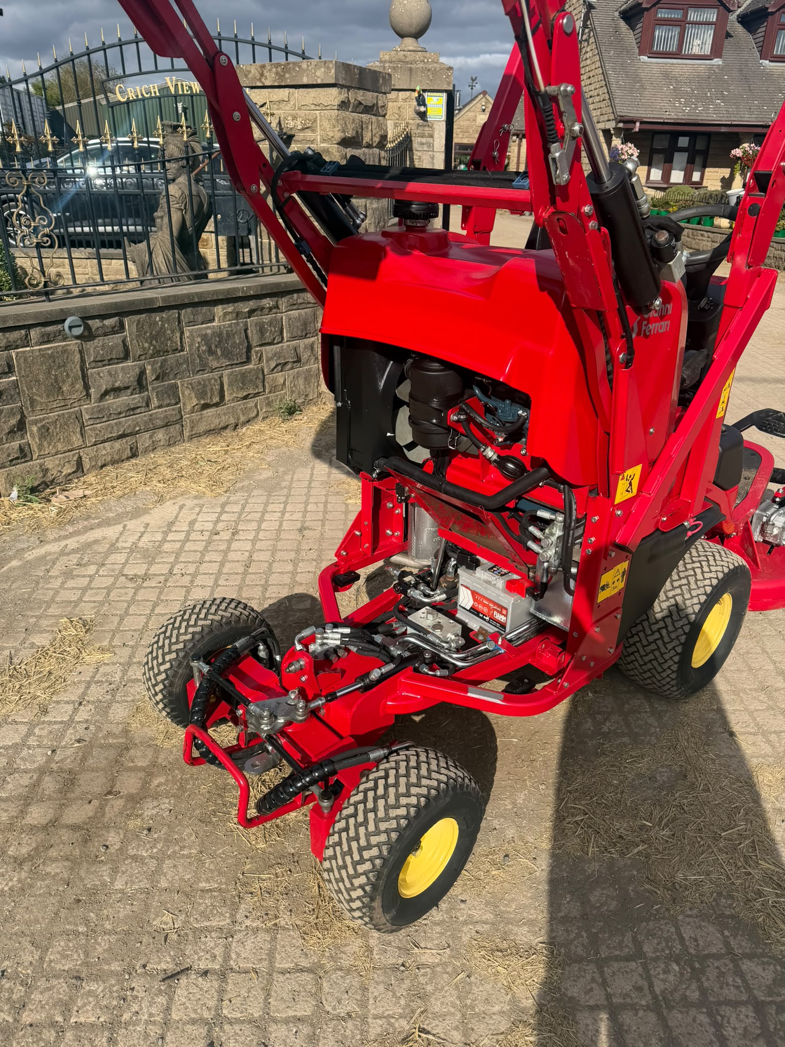 2022 mower for sale in Pilsley, Chesterfield — photo 8