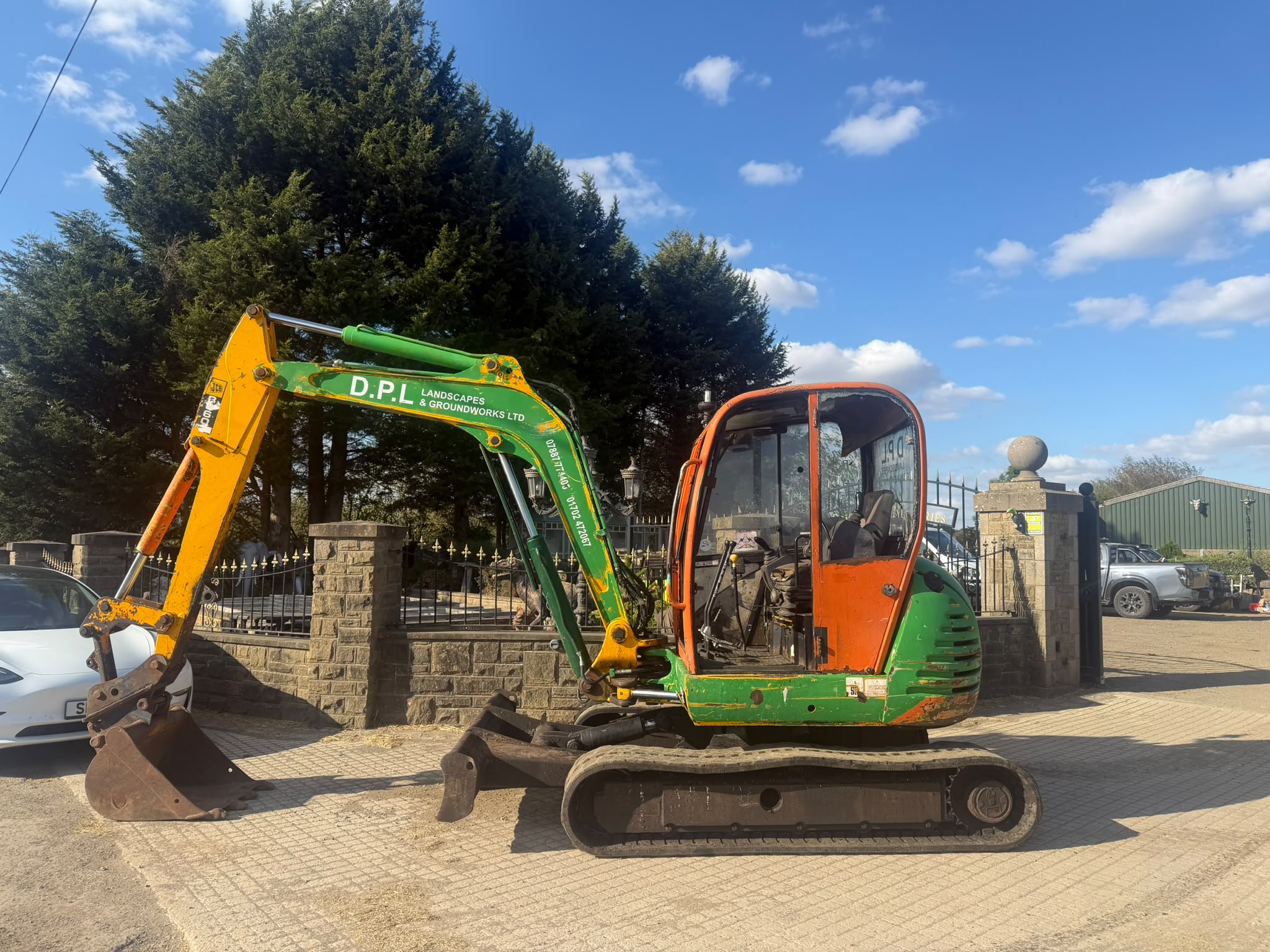 2006 JCB excavator for sale in Pilsley, Chesterfield — photo 2