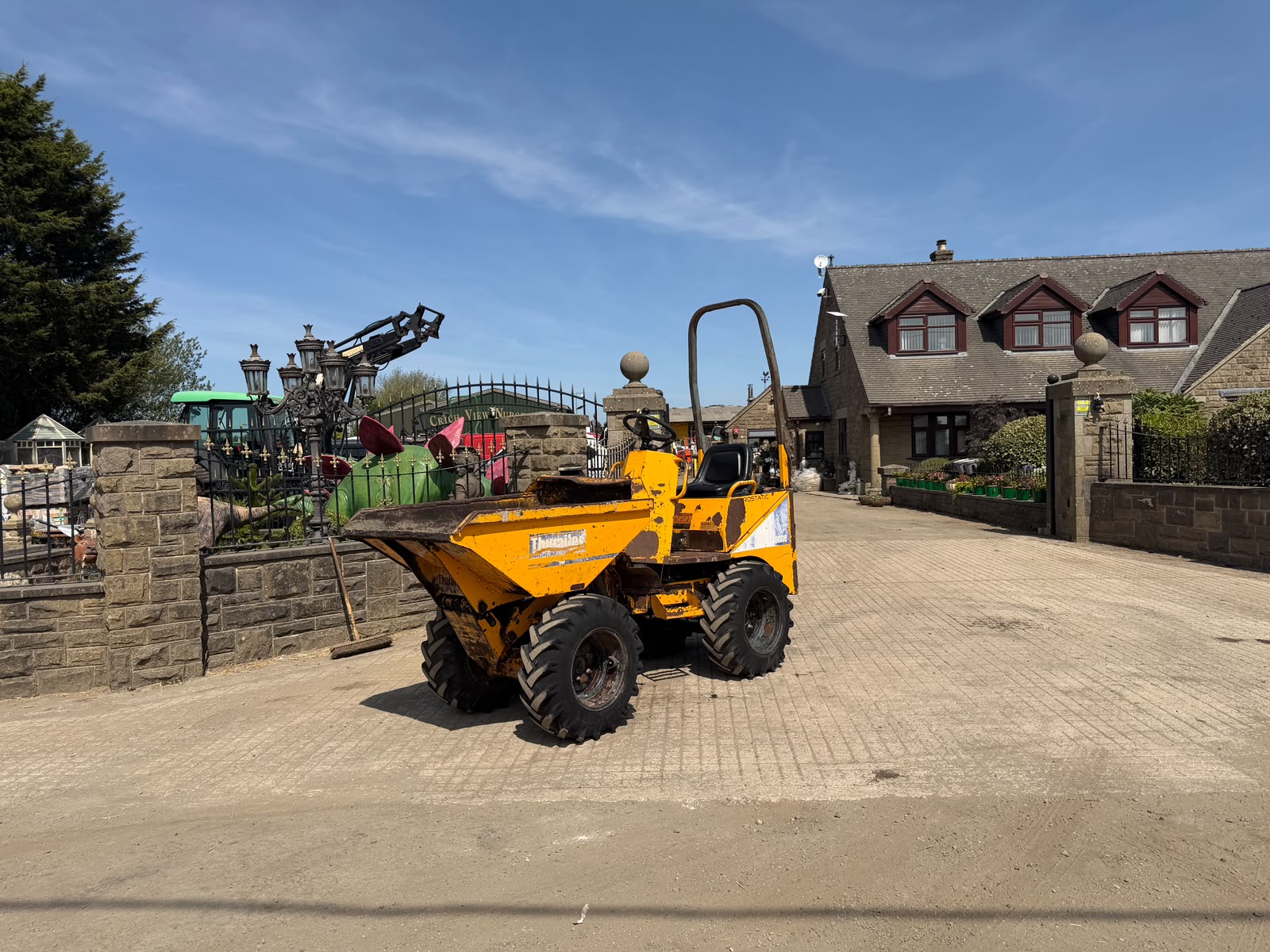 2009 THWAITES 1 TONNE HIGH TIP DUMPER